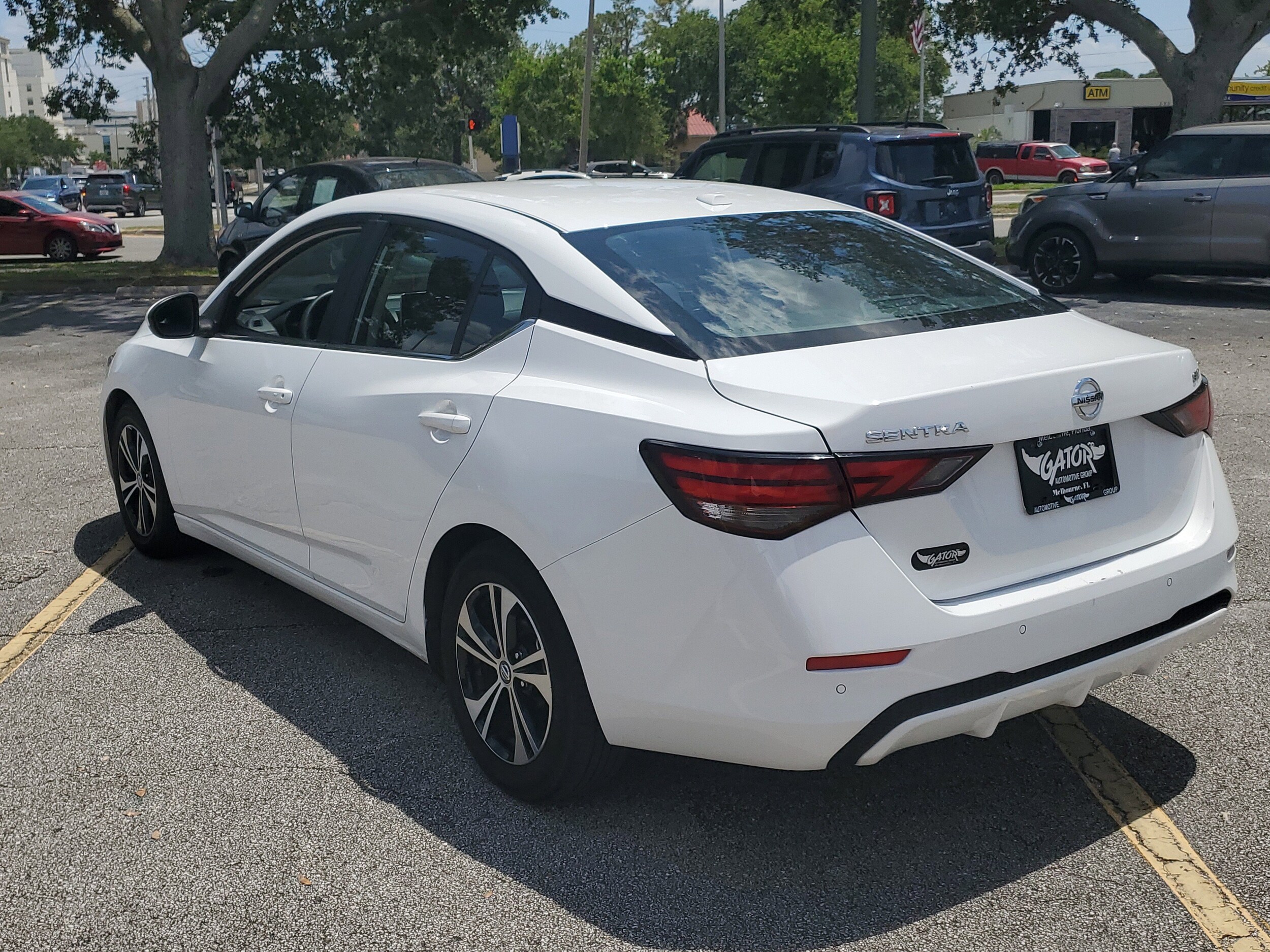 2023 Nissan Sentra SV photo 4