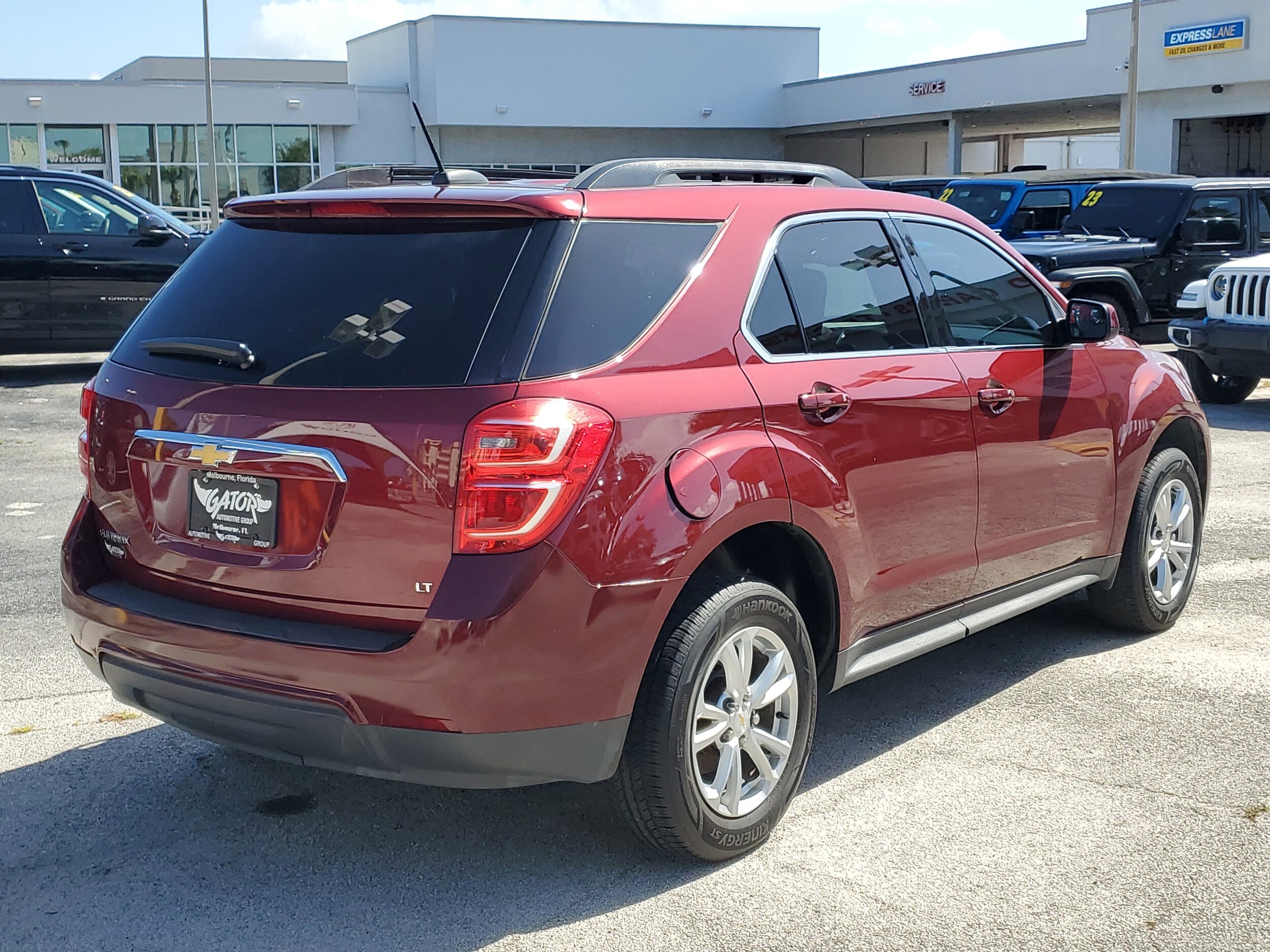 2017 Chevrolet Equinox LT photo 3
