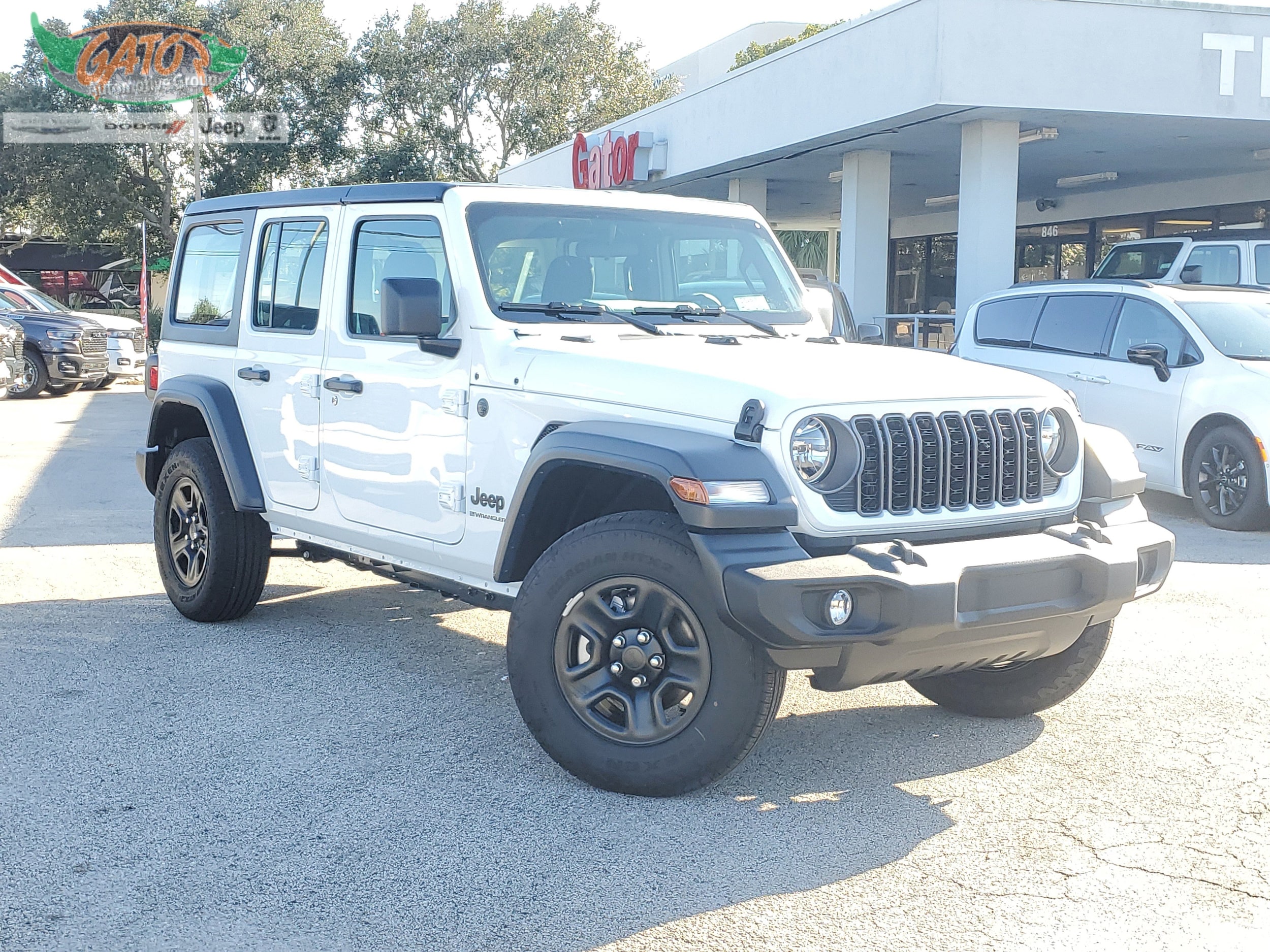 2026 Jeep Wrangler 4-Door Sport's photo