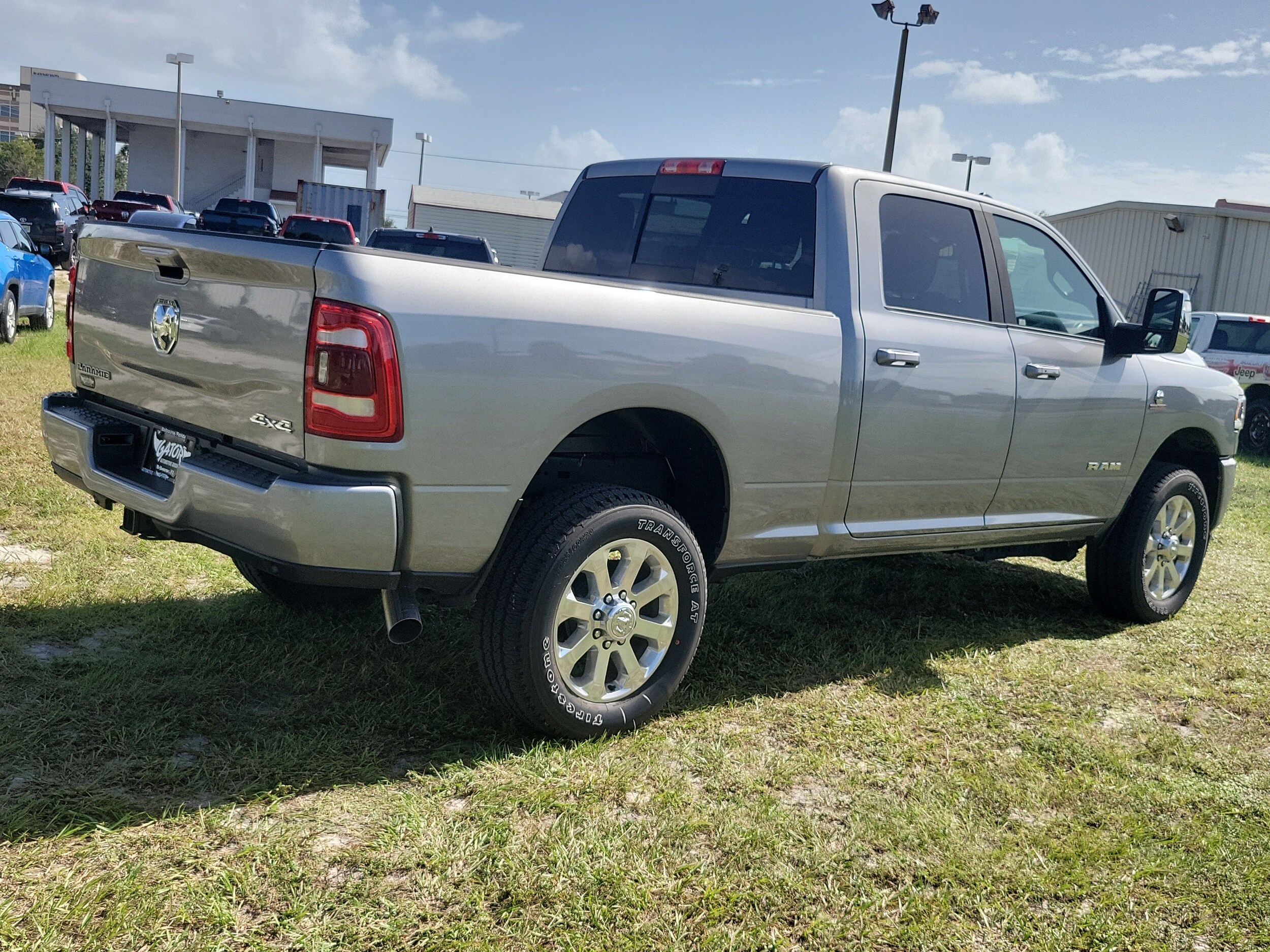 2024 Ram 2500 Laramie photo 3