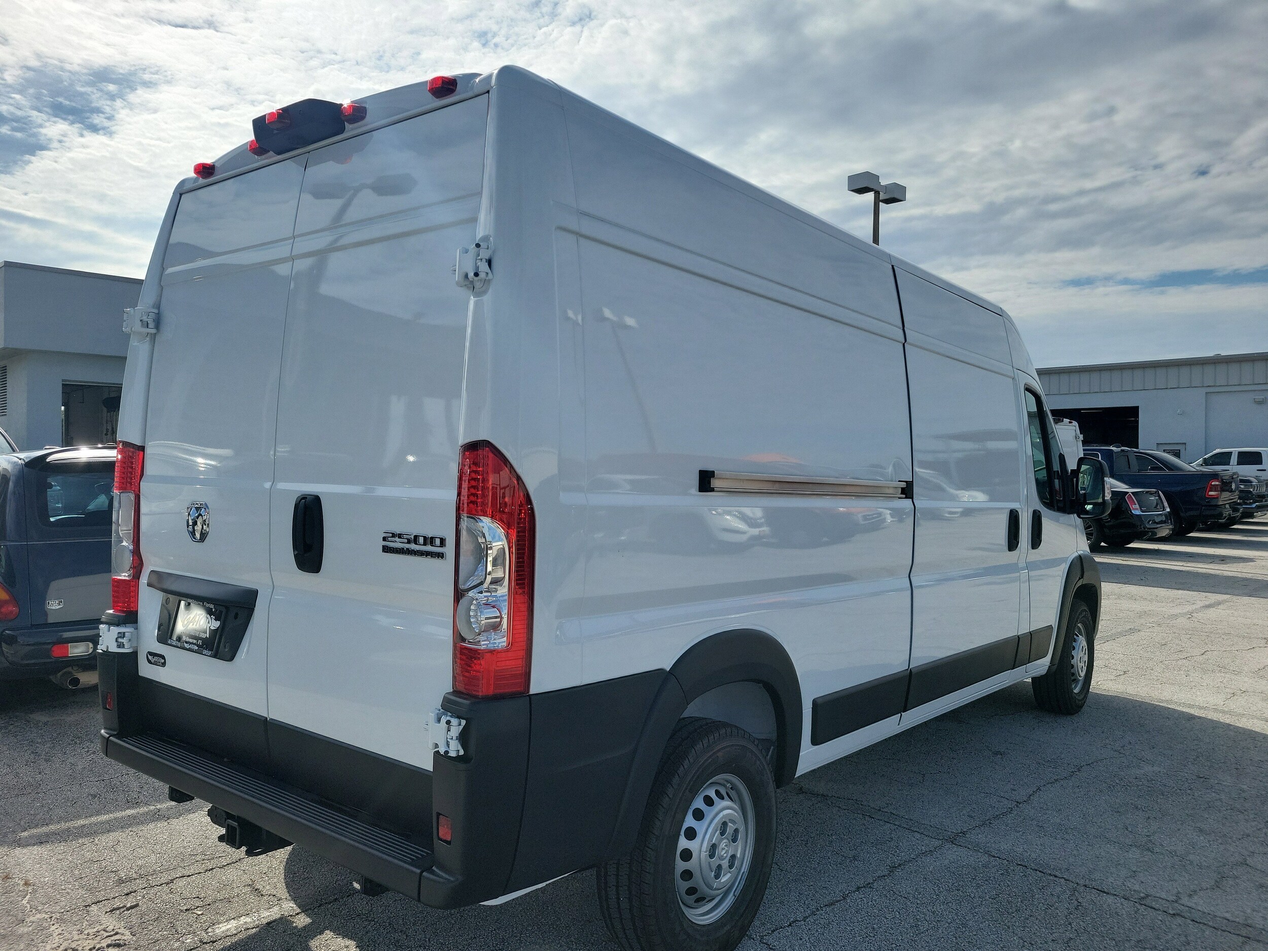 2025 Ram ProMaster 2500 photo 4