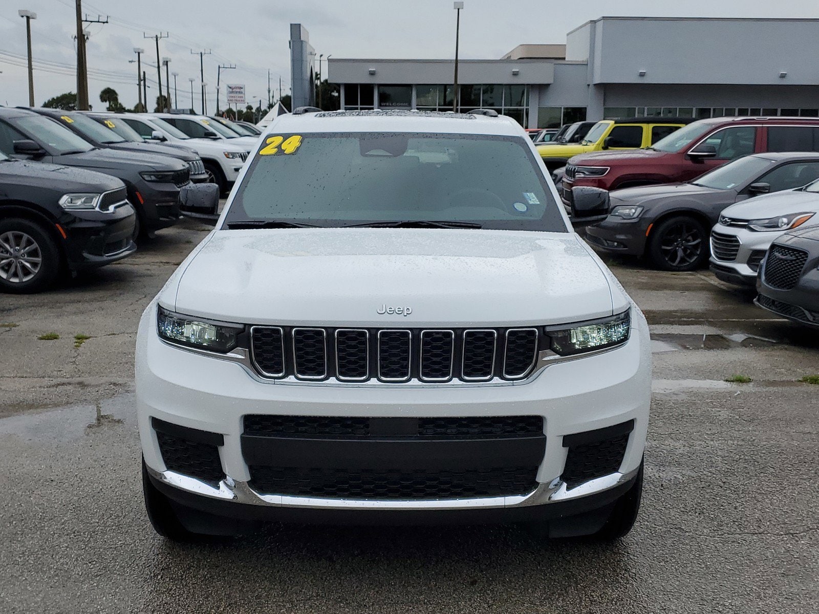 Used 2024 Jeep Grand Cherokee L Laredo with VIN 1C4RJJAG6R8520238 for sale in Melbourne, FL