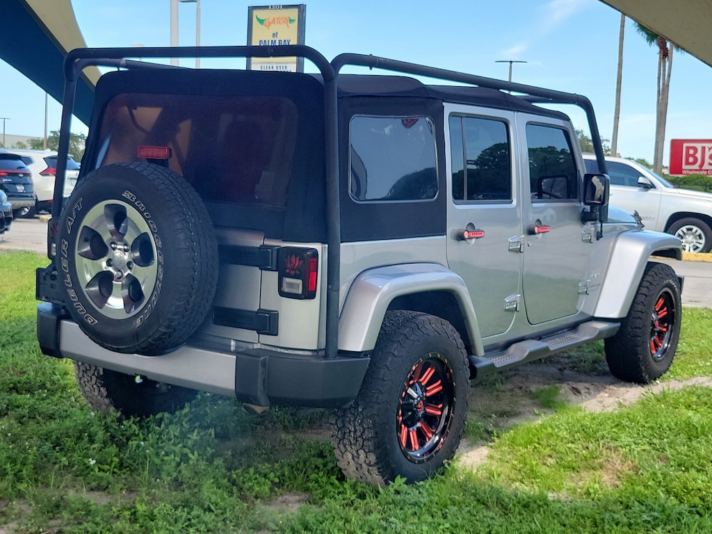 Used 2018 Jeep Wrangler JK Unlimited Sahara 4x4 SUV