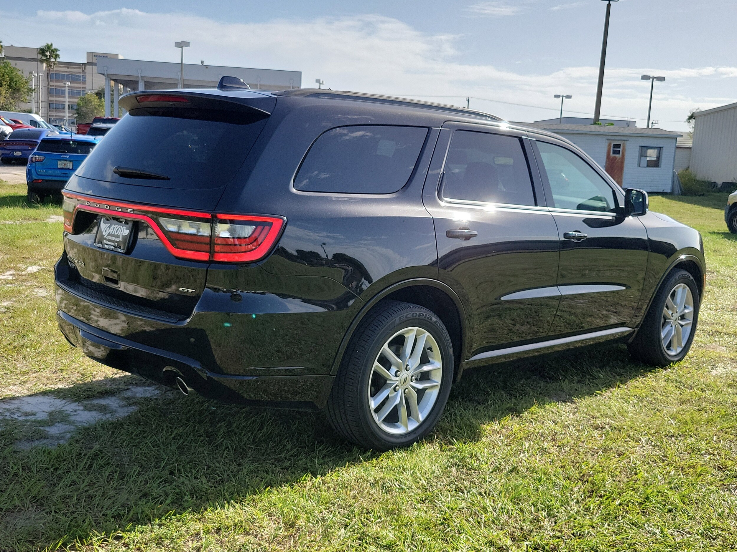2023 Dodge Durango GT Plus photo 2