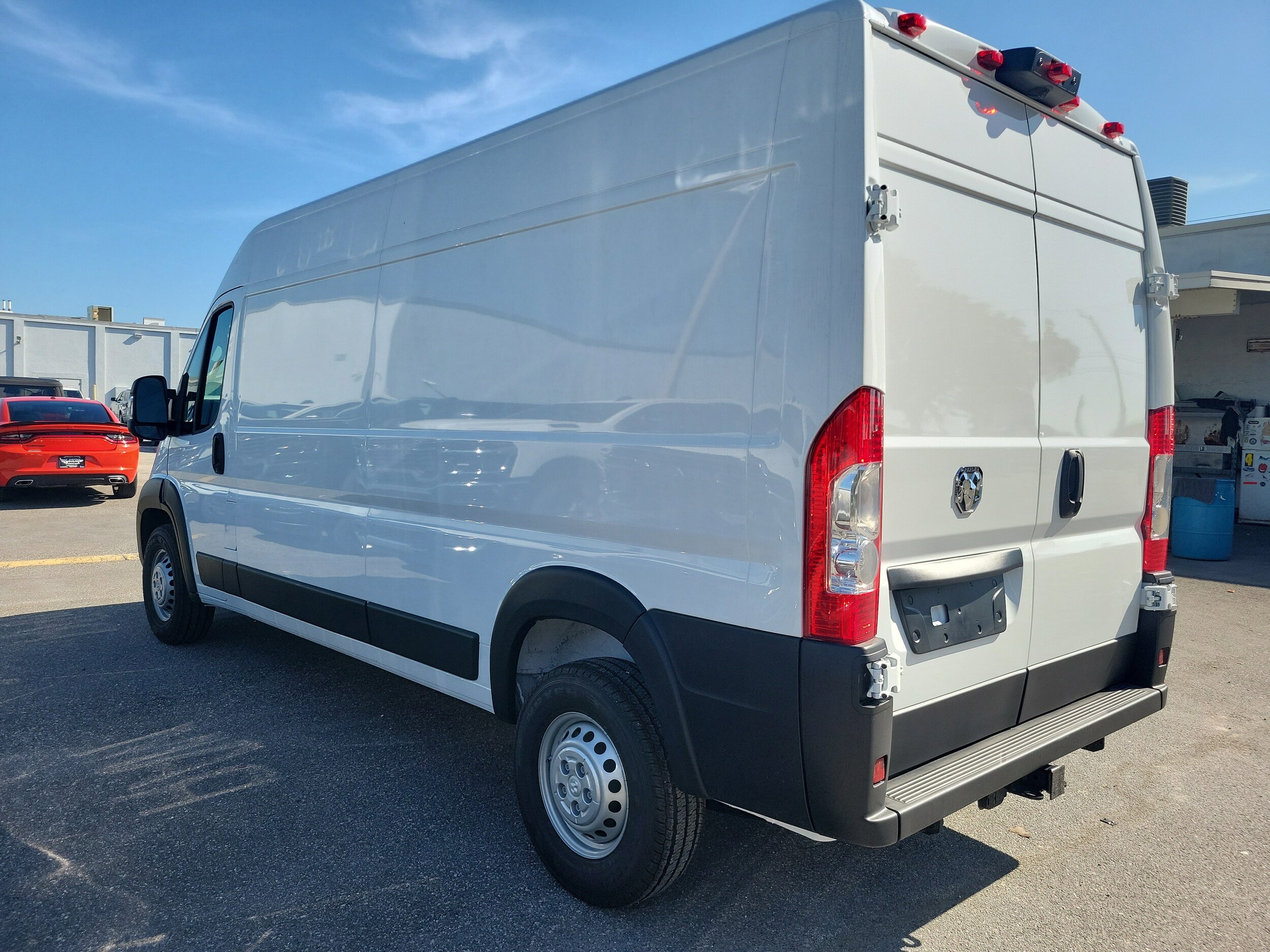 2025 Ram ProMaster 2500 Cargo Van photo 2