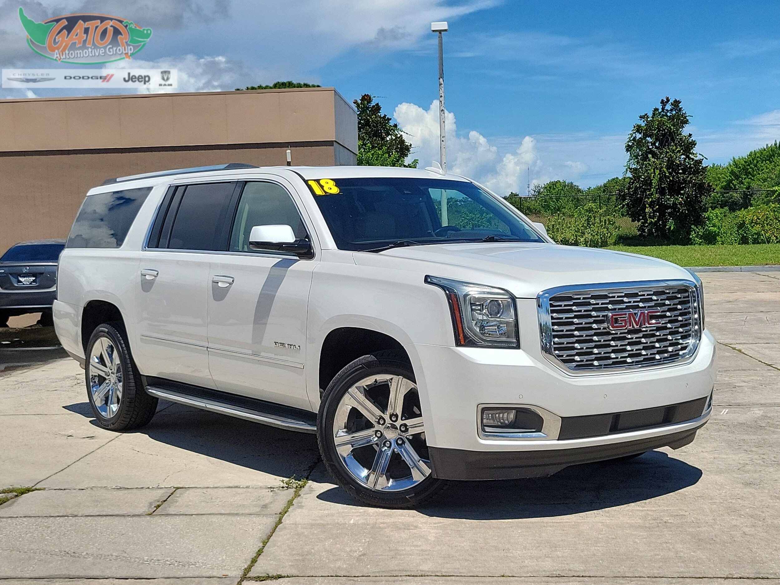 White Frost Tricoat 2018 GMC Yukon XL SUV / Crossover 4X2 Automatic