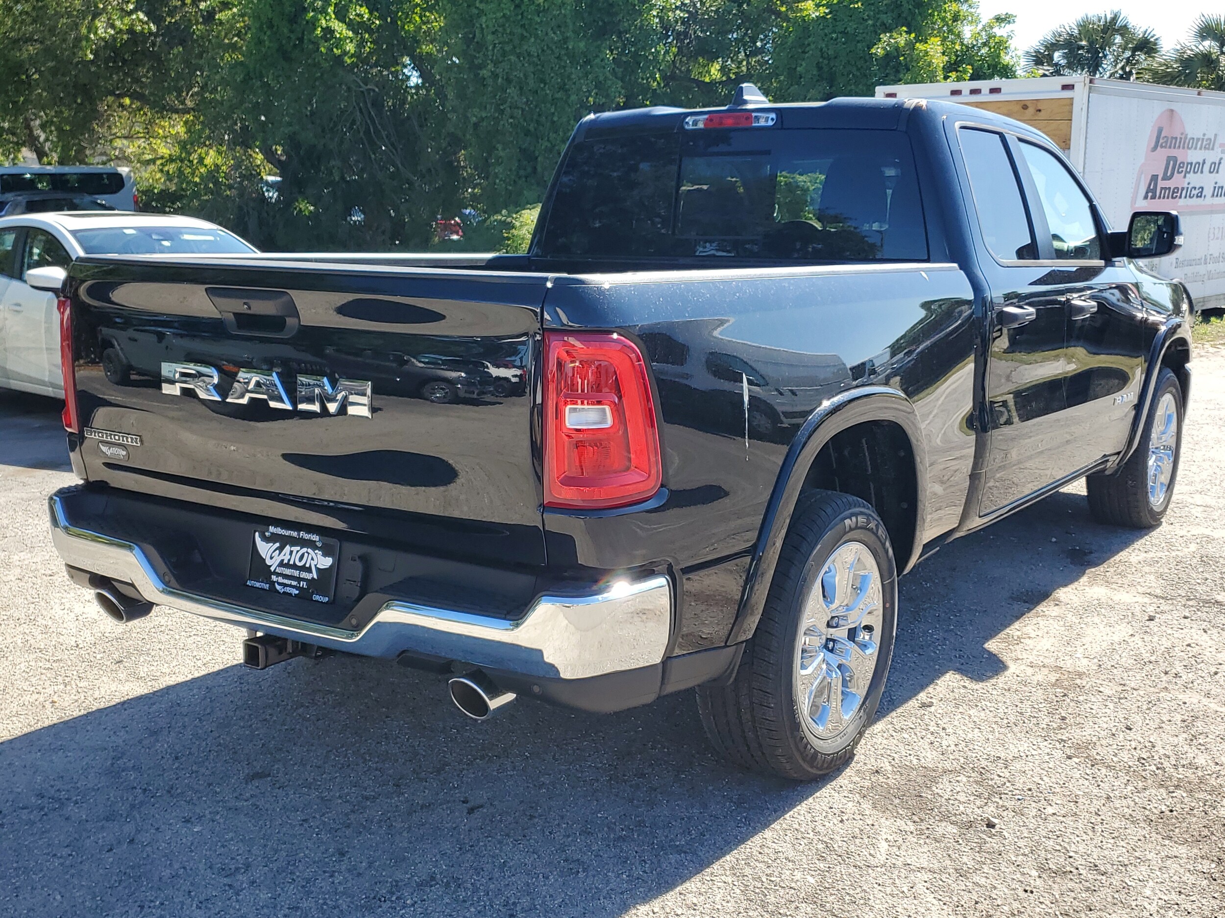 2025 Ram 1500 Big Horn photo 3
