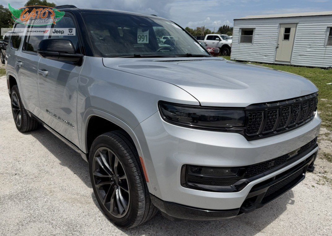 Silver Zynith 2025 Jeep Grand Wagoneer Obsidian 4WD SUV / Crossover Four-Wheel Drive Automatic