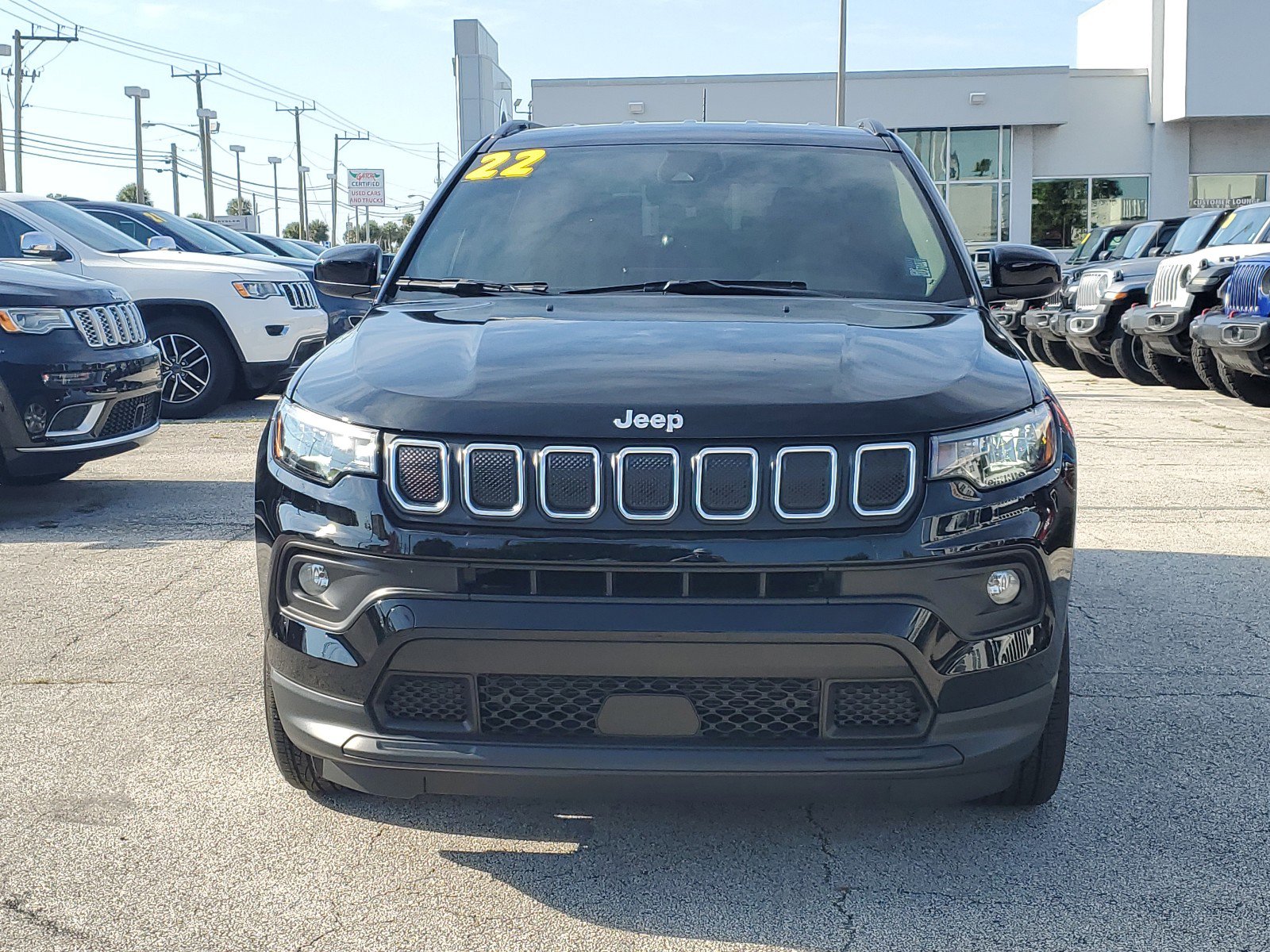 Used 2022 Jeep Compass Latitude with VIN 3C4NJDBBXNT221740 for sale in Melbourne, FL