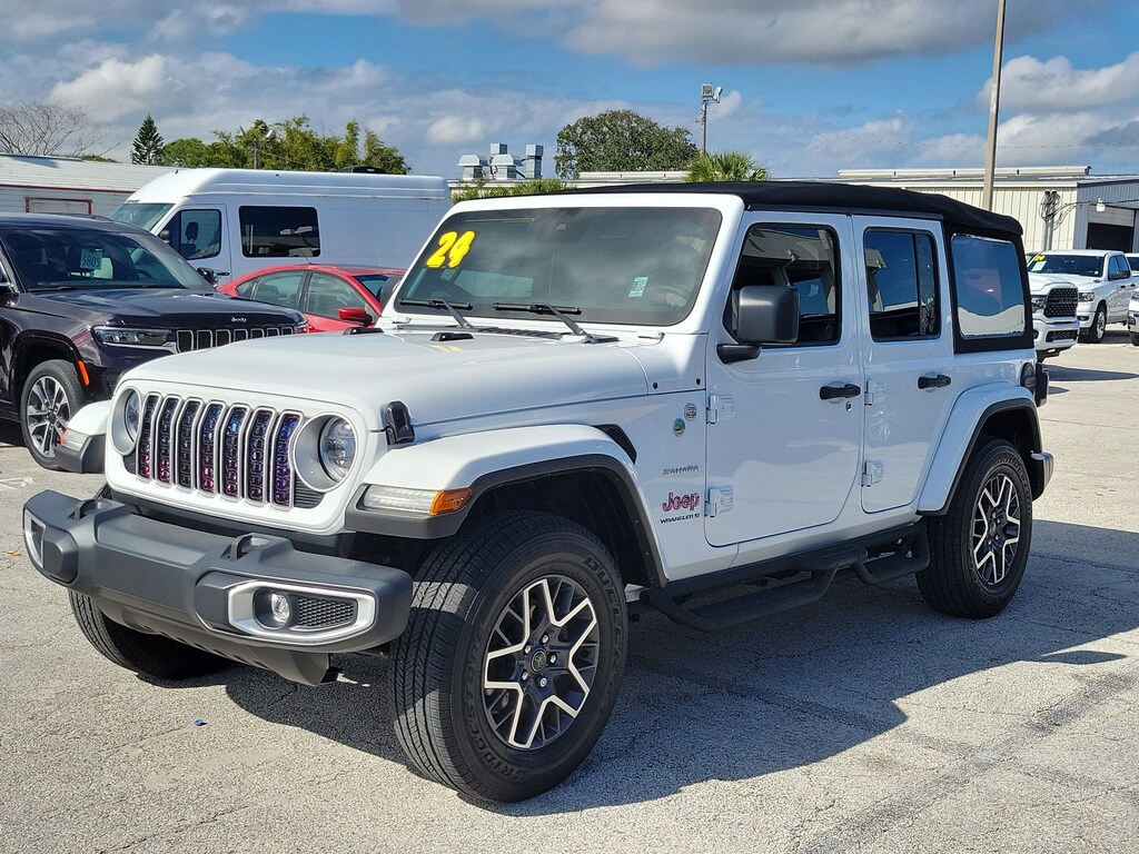 Used 2024 Jeep Wrangler Sahara SUV