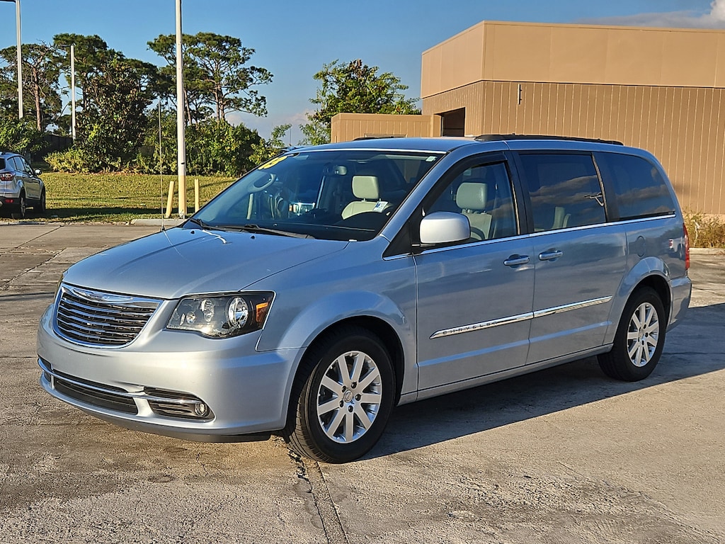 Used 2013 Chrysler Town & Country Touring Van