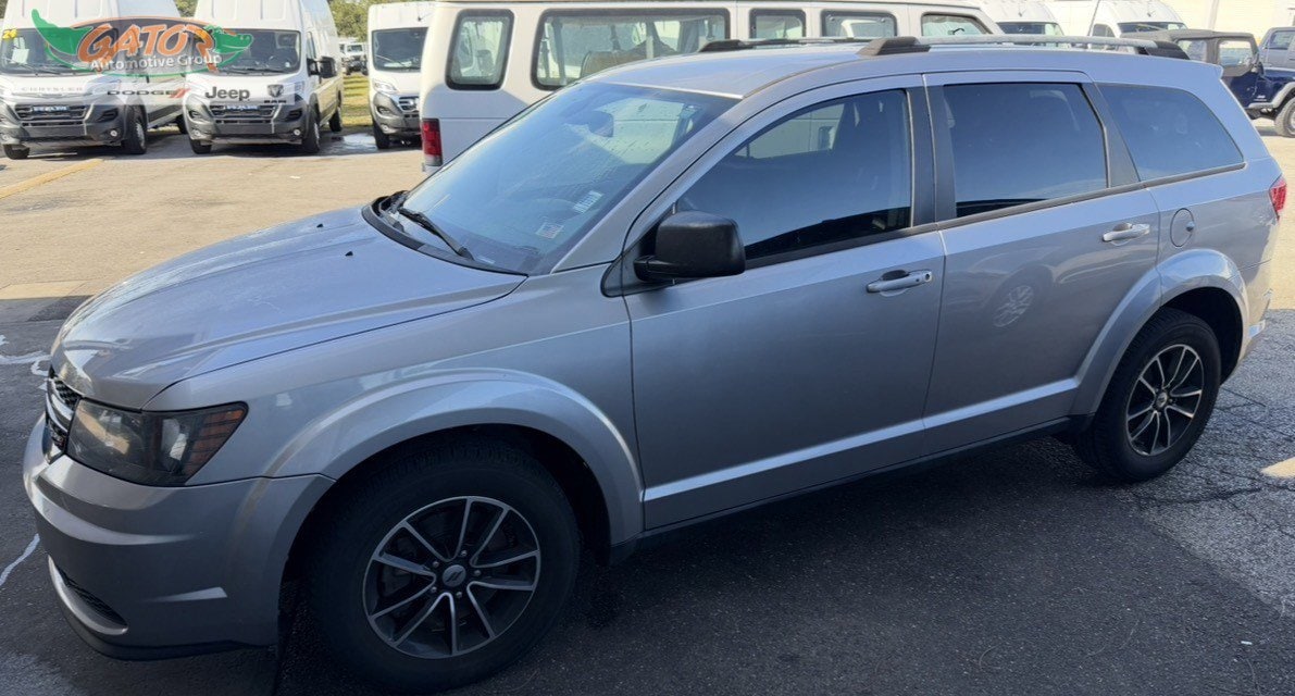 2018 Dodge Journey SE's photo