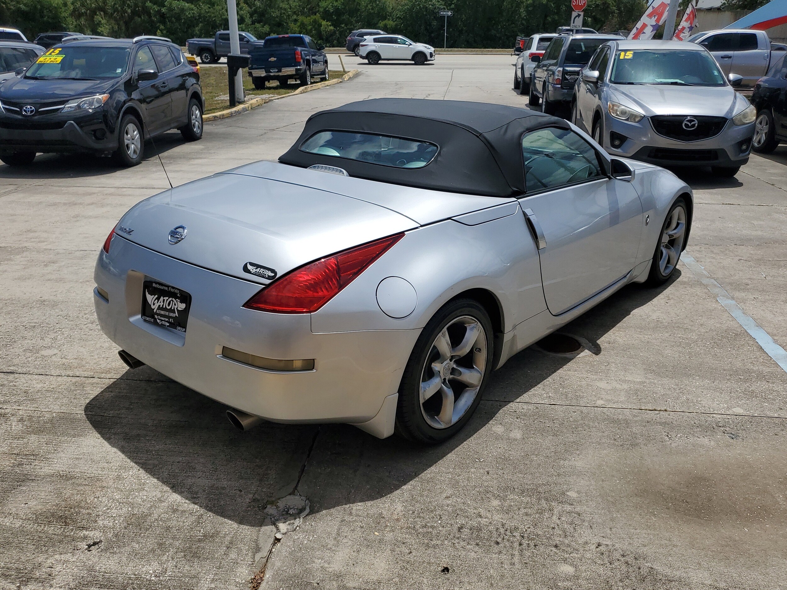 2006 Nissan 350Z Touring photo 3