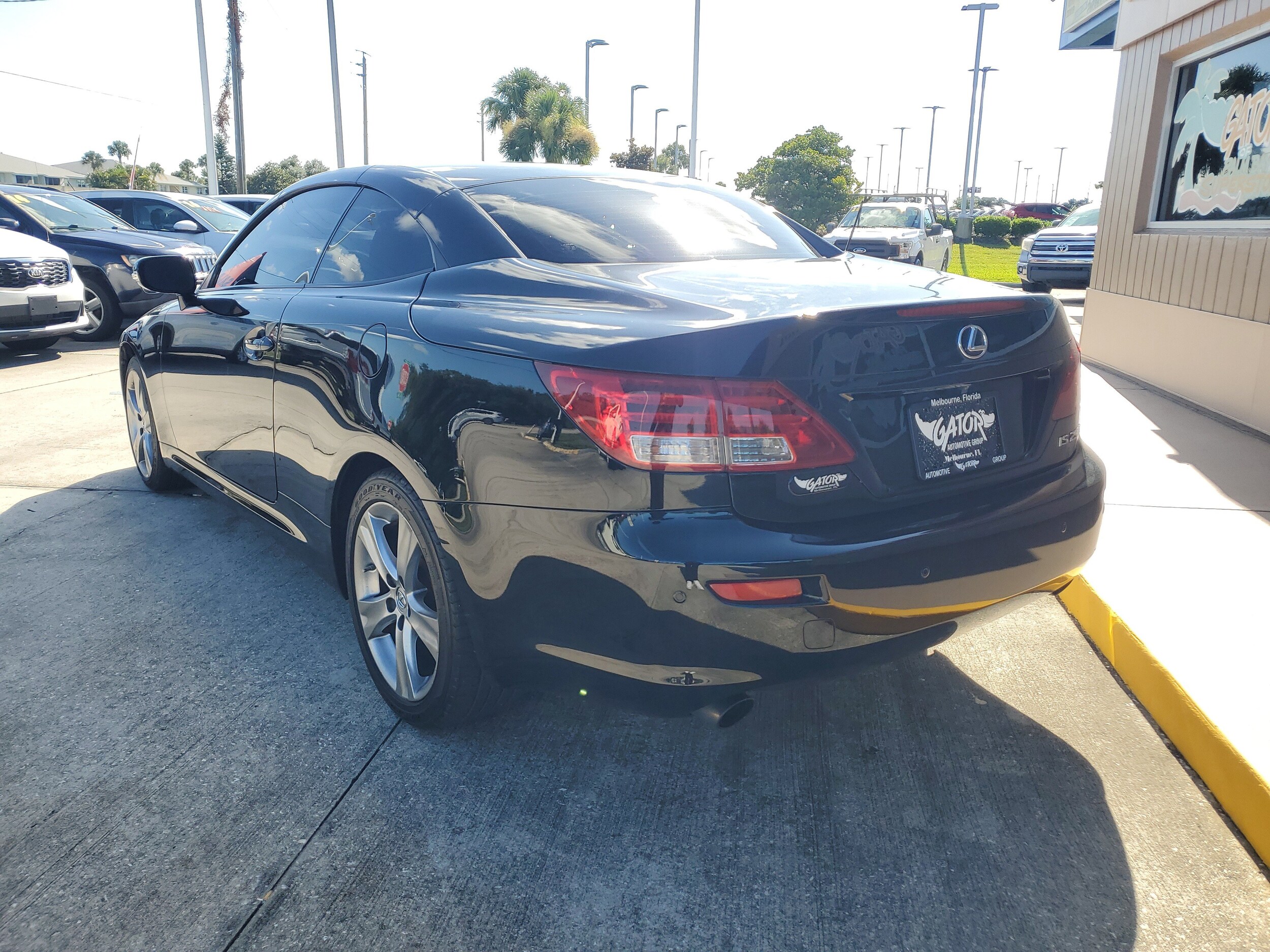 2012 Lexus IS 250C photo 2