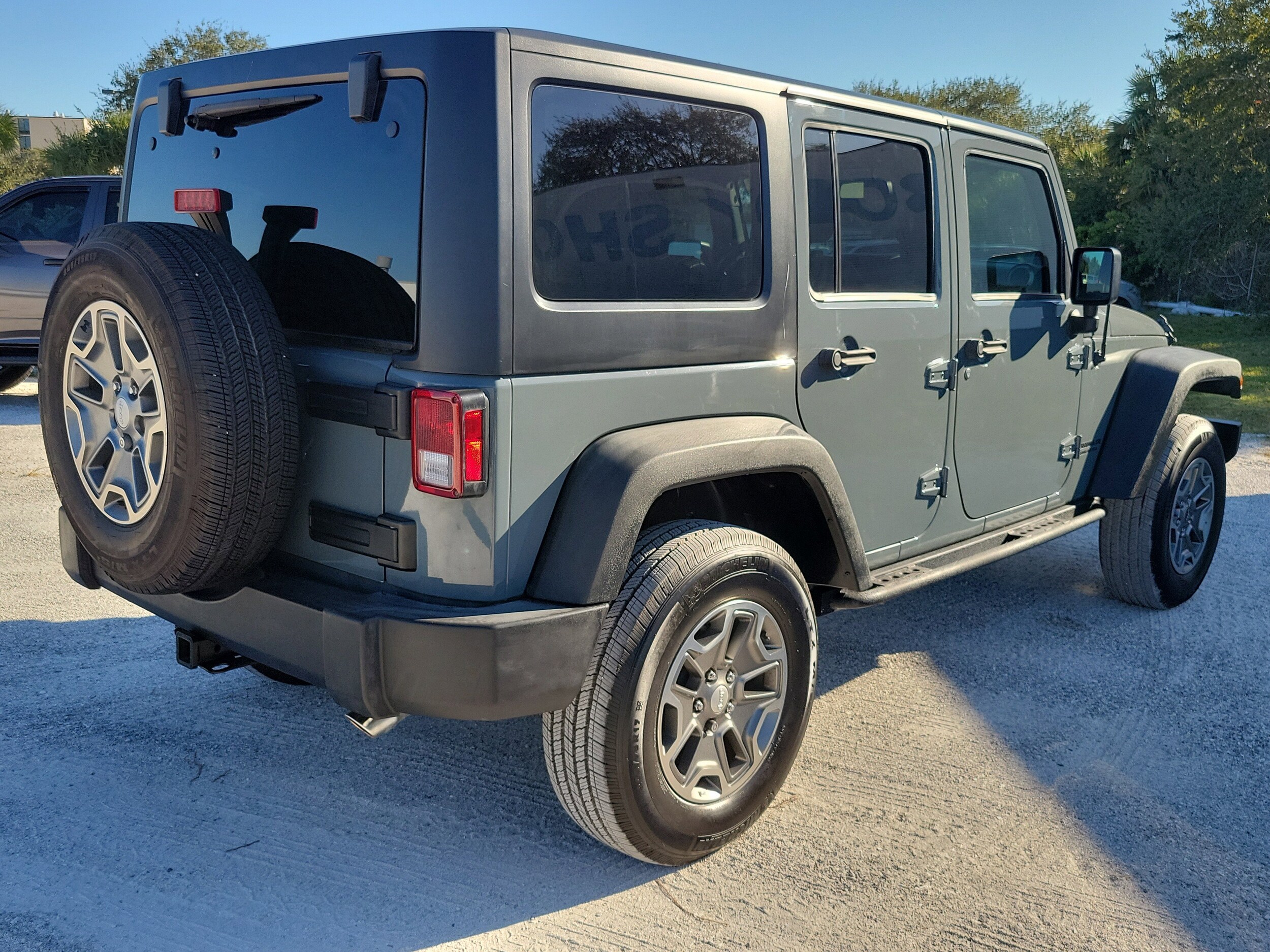 2014 Jeep Wrangler Unlimited Rubicon photo 4