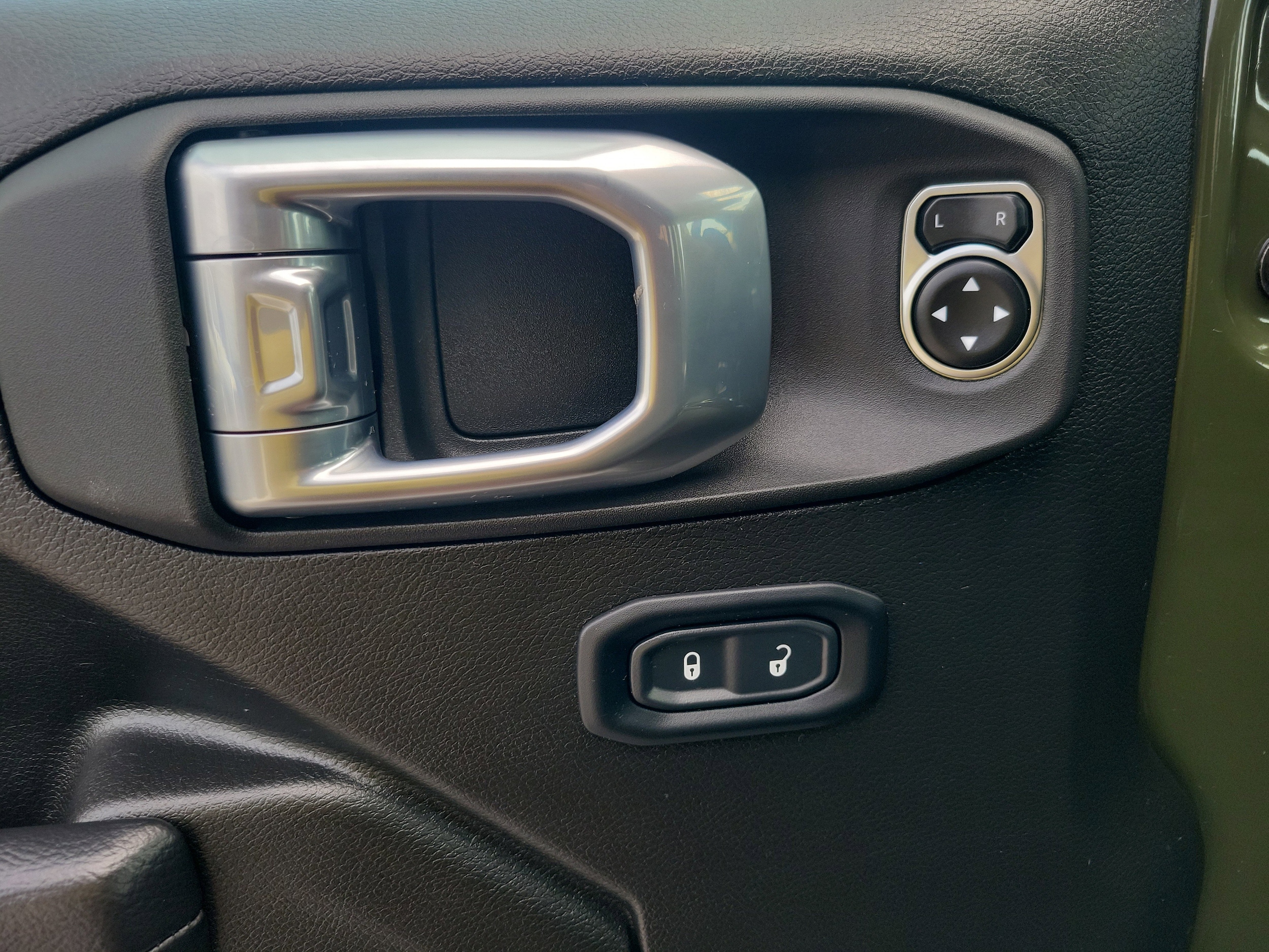 2024 Jeep Wrangler 4-Door Sport S - Photo 12