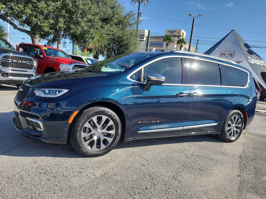 Used 2024 Chrysler Pacifica Plug-In Hybrid Pinnacle Van Passenger Van