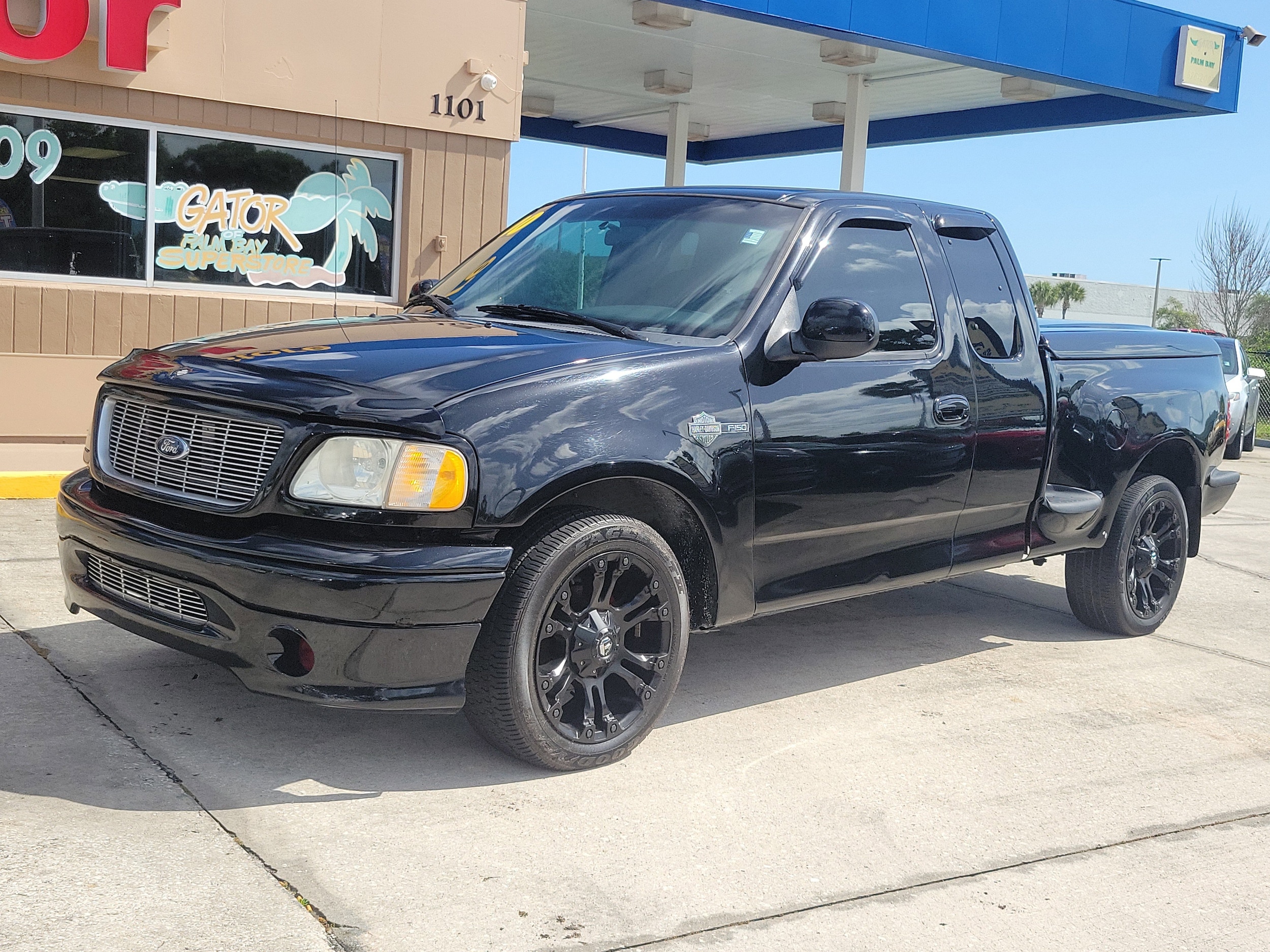 Used 2000 Ford F-150 XLT with VIN 2FTRX07L2YCB04870 for sale in Melbourne, FL
