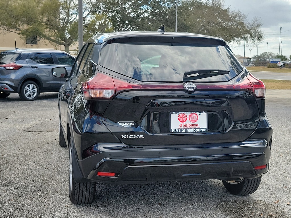 Used 2025 Nissan Kicks Play S SUV