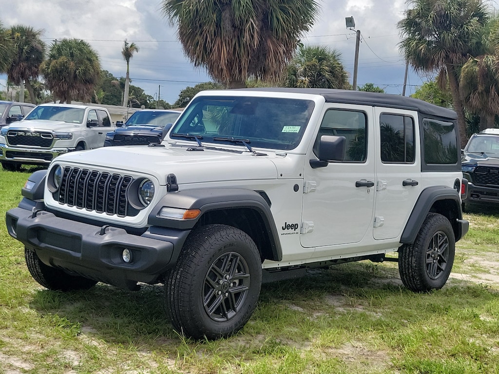 New 2026 Jeep Wrangler 4-DOOR SPORT S Sport Utility