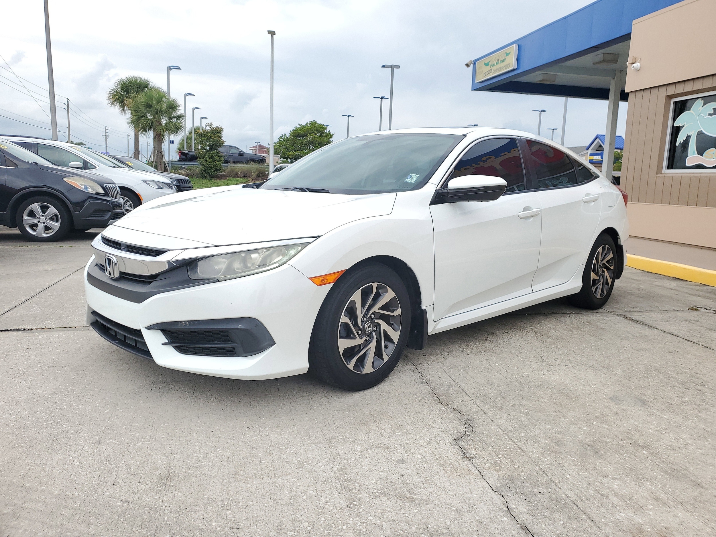 Vehicle Image 2
