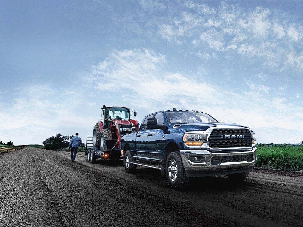 2025-RAM-1500-BigHorn-CrewCab-Truck-L01.jpg