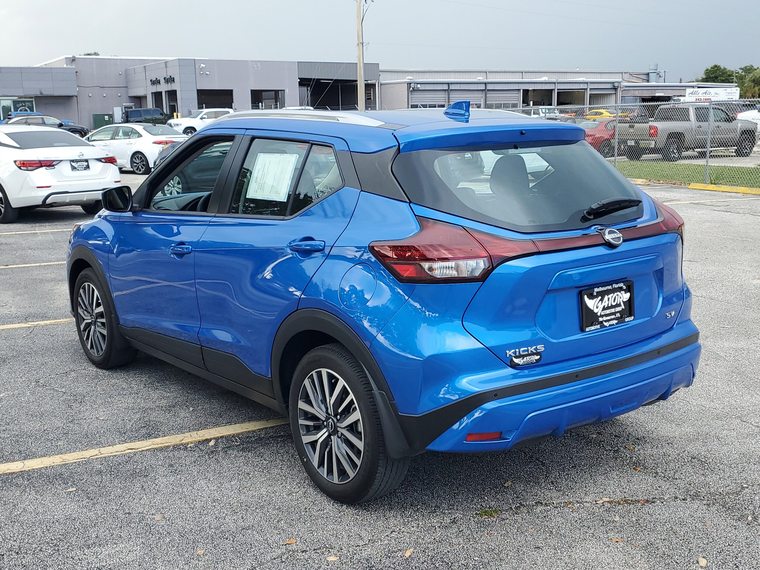 2023 Nissan Kicks SV photo 4