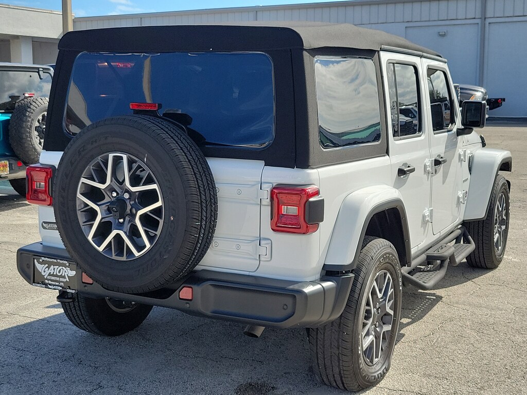 Used 2024 Jeep Wrangler Sahara SUV
