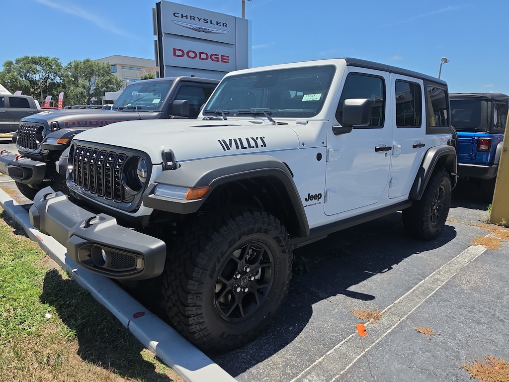 New 2026 Jeep Wrangler 4-DOOR WILLYS Sport Utility