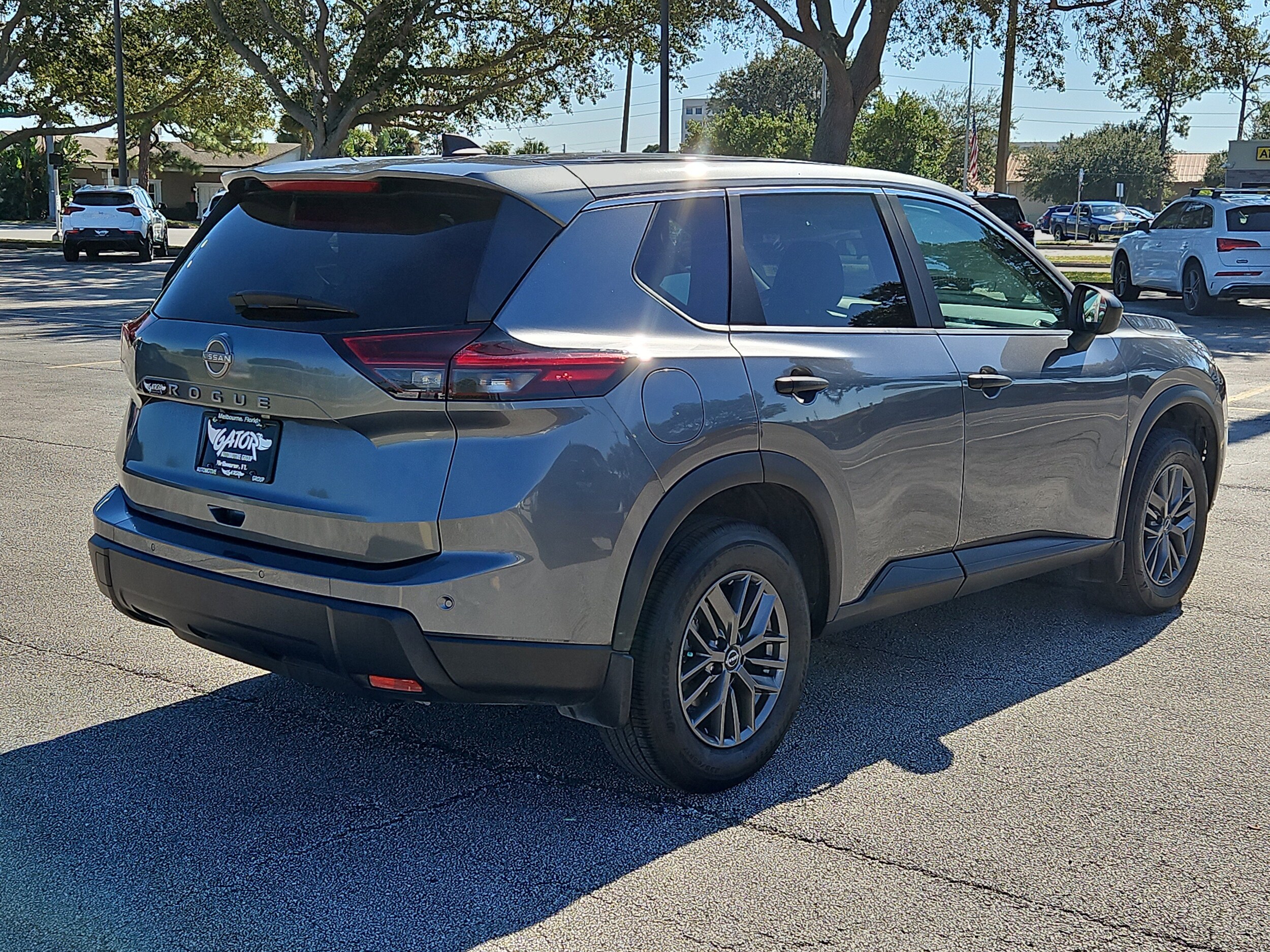 2024 Nissan Rogue S photo 3