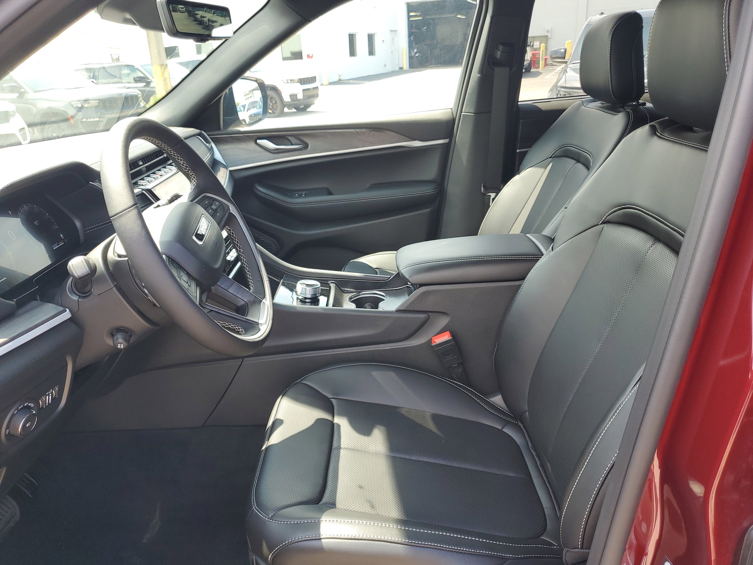 2025 Jeep Grand Cherokee Limited - Photo 11