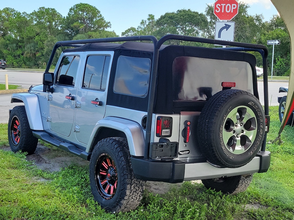 Used 2018 Jeep Wrangler JK Unlimited Sahara 4x4 SUV