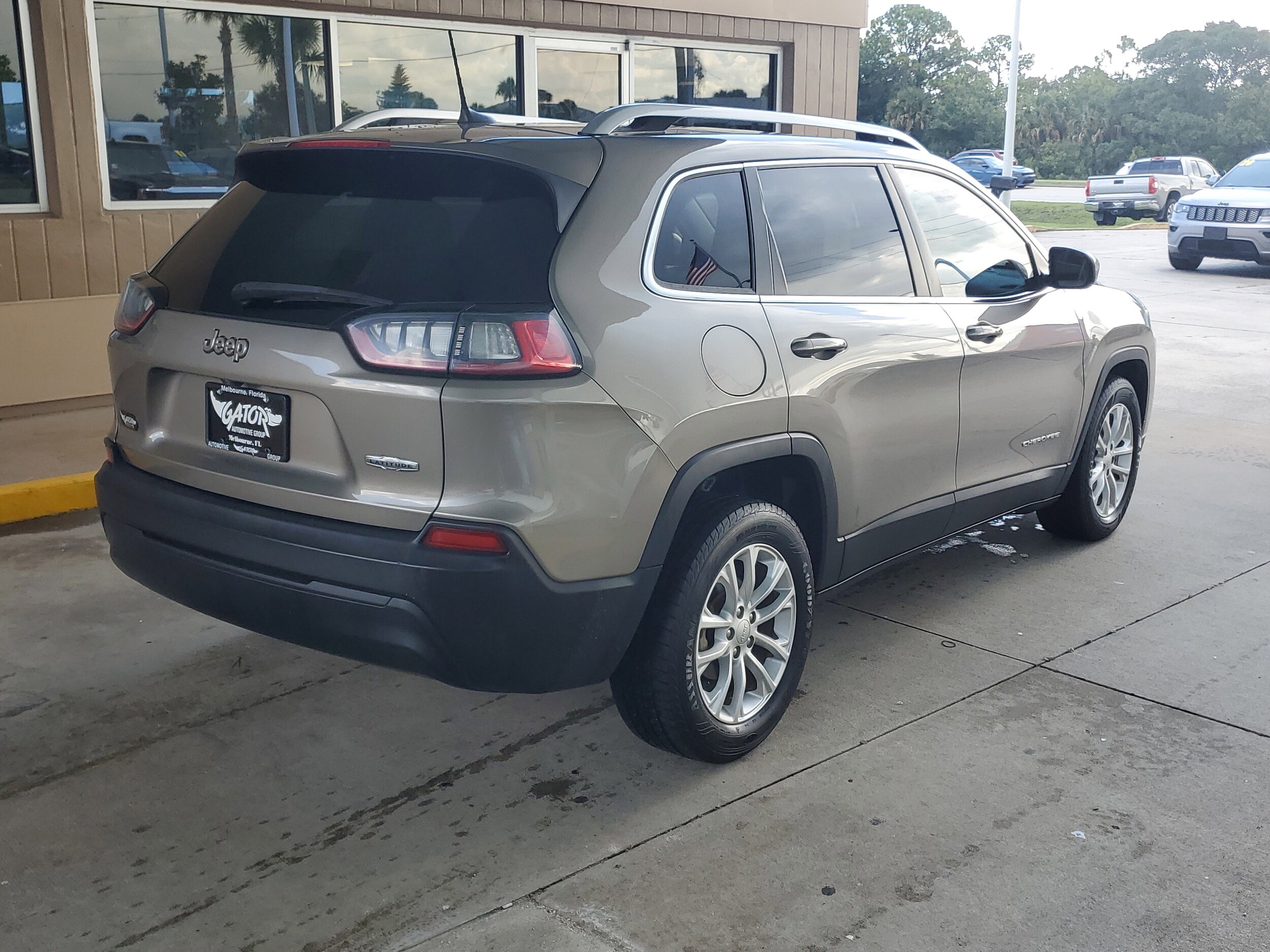 2019 Jeep Cherokee Latitude photo 4