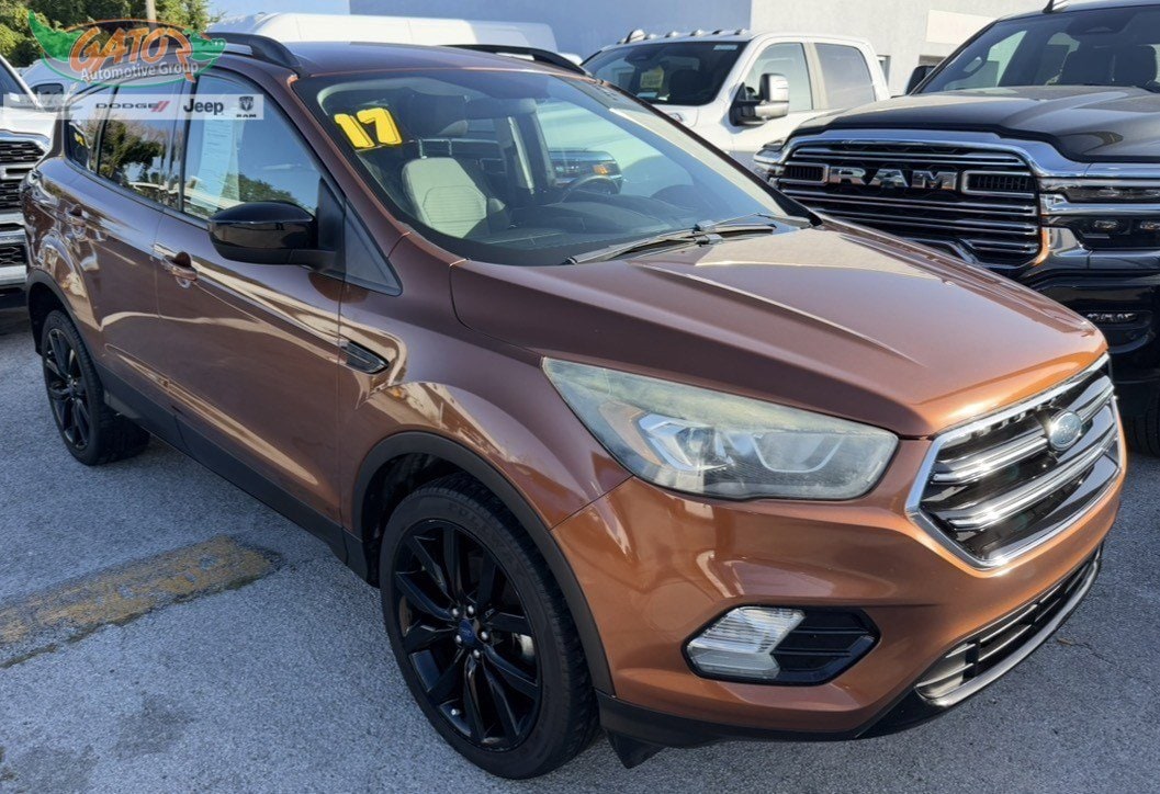 2017 Ford Escape SE's photo