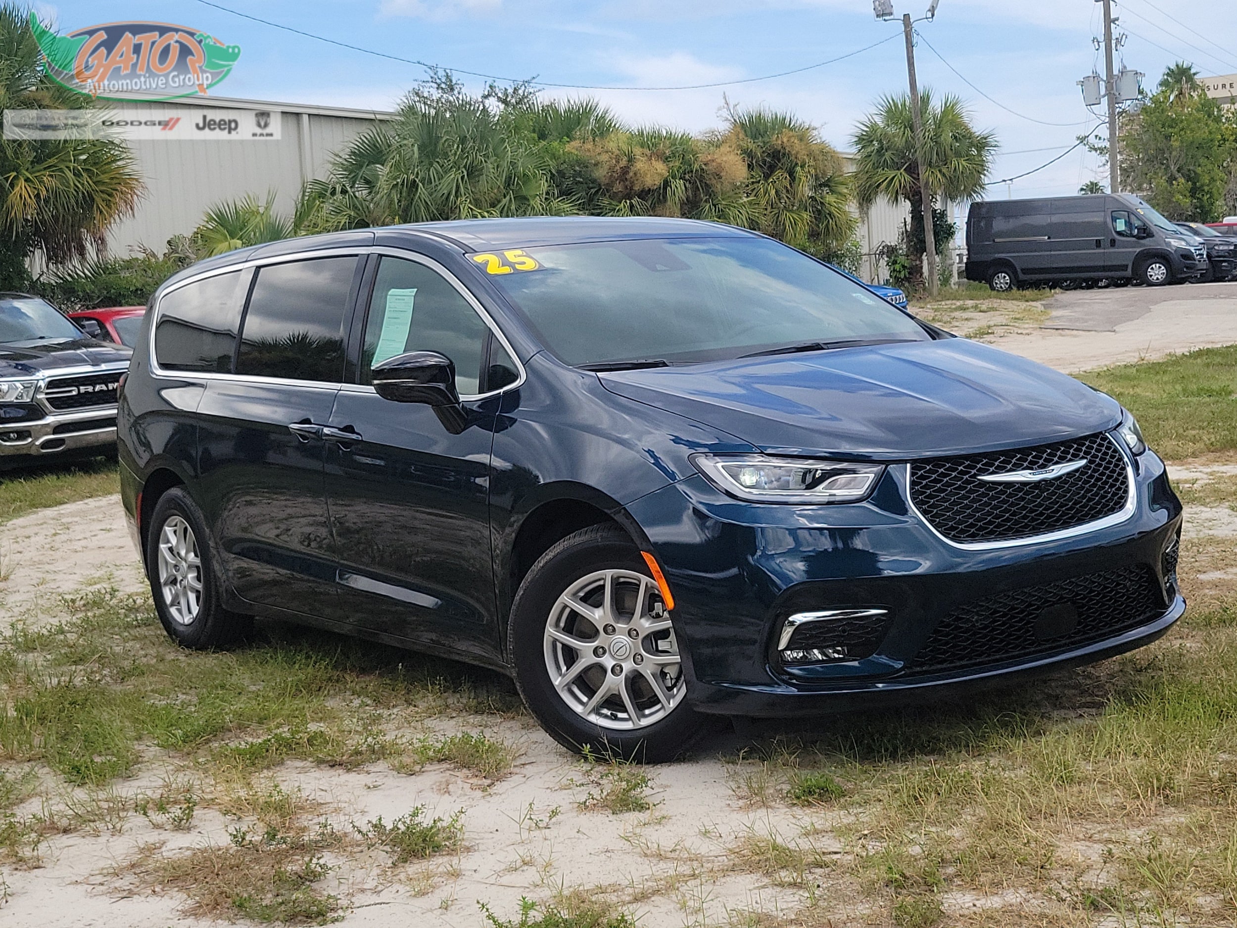 2025 Chrysler Pacifica