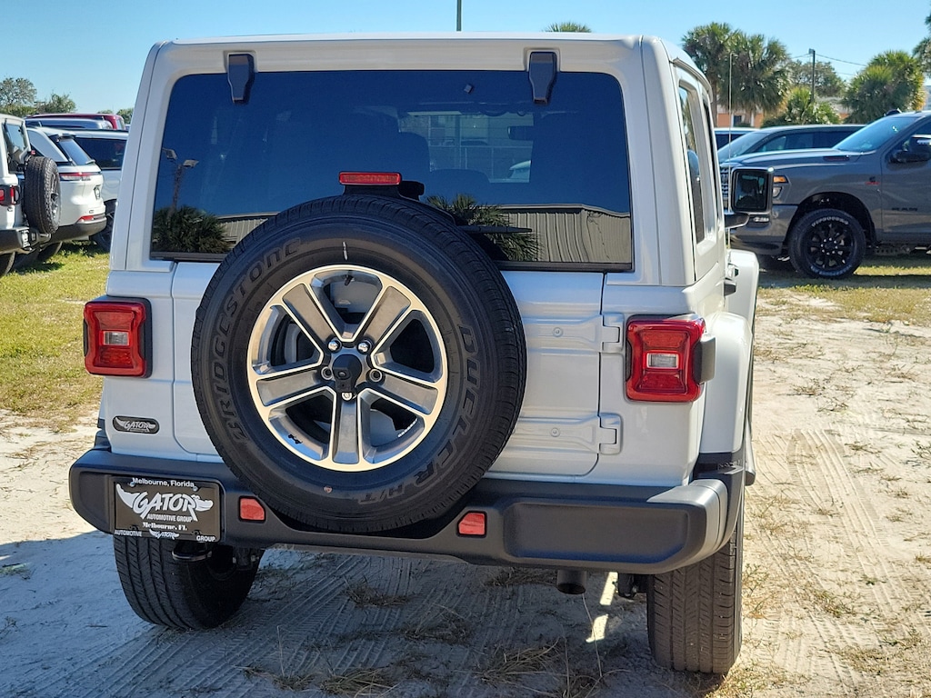 Used 2021 Jeep Wrangler Unlimited Sahara SUV
