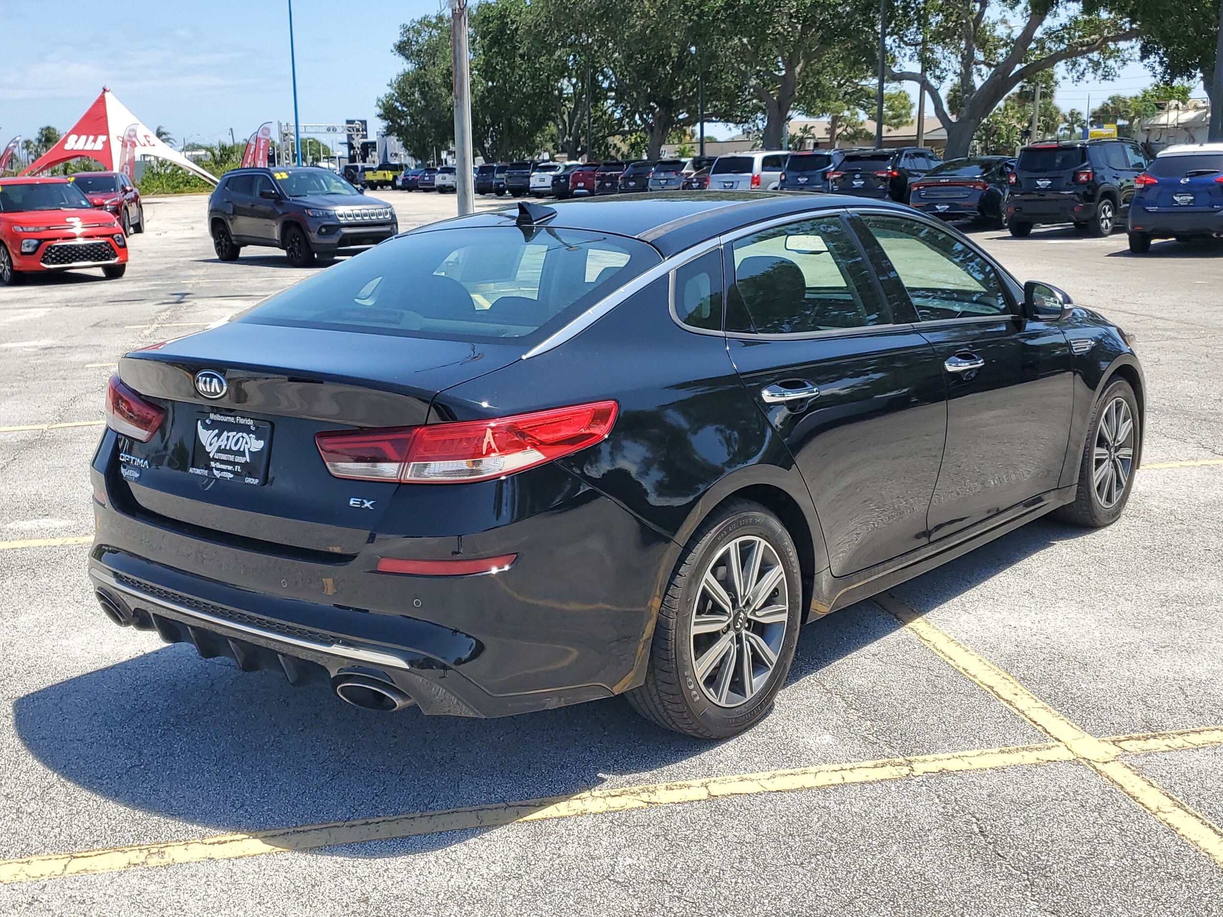 2020 Kia Optima EX Premium photo 3