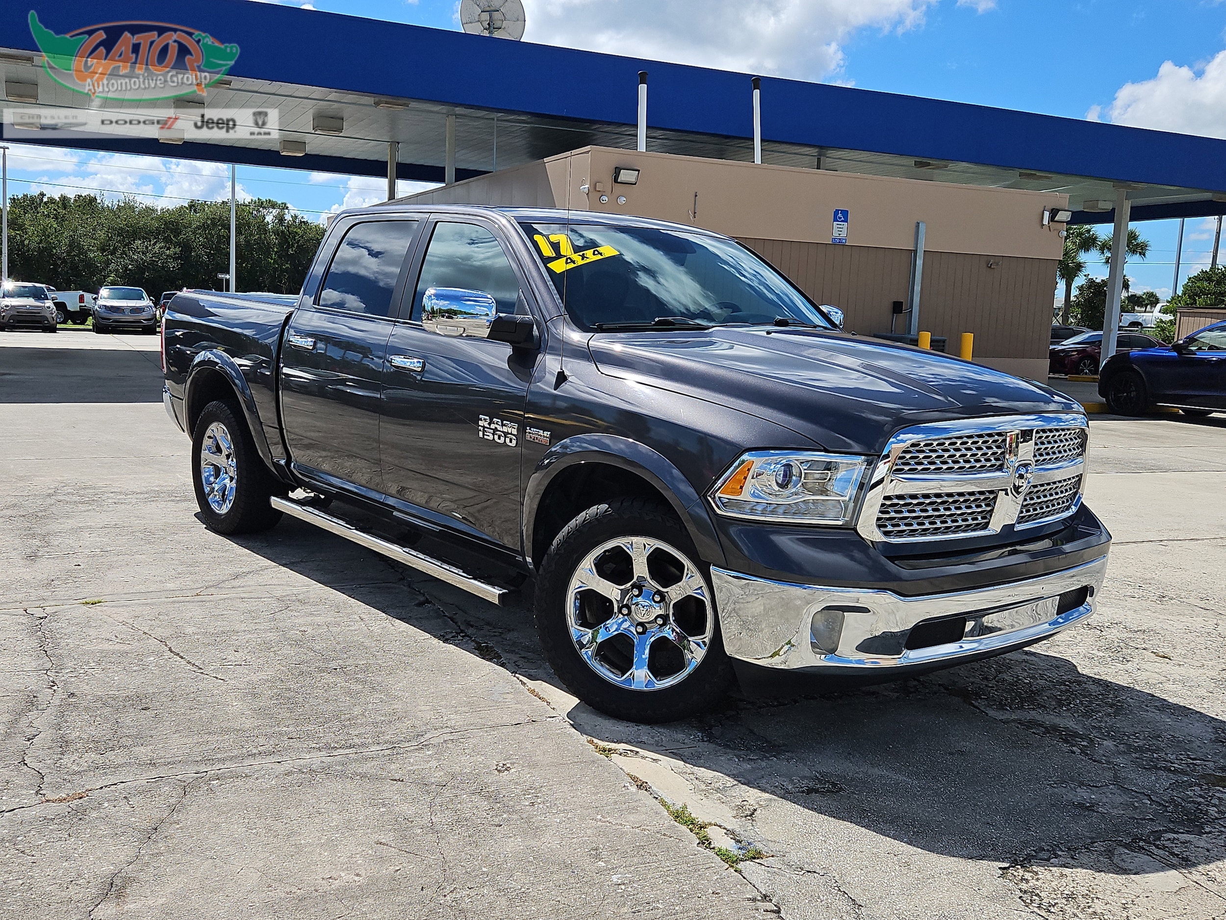 2017 RAM Ram 1500 Pickup Laramie