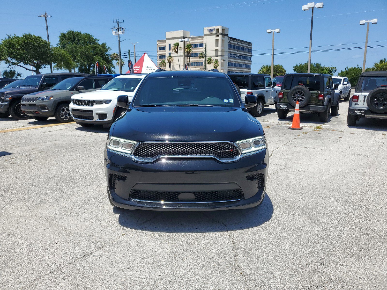 Used 2023 Dodge Durango SXT with VIN 1C4RDHAG0PC583152 for sale in Melbourne, FL