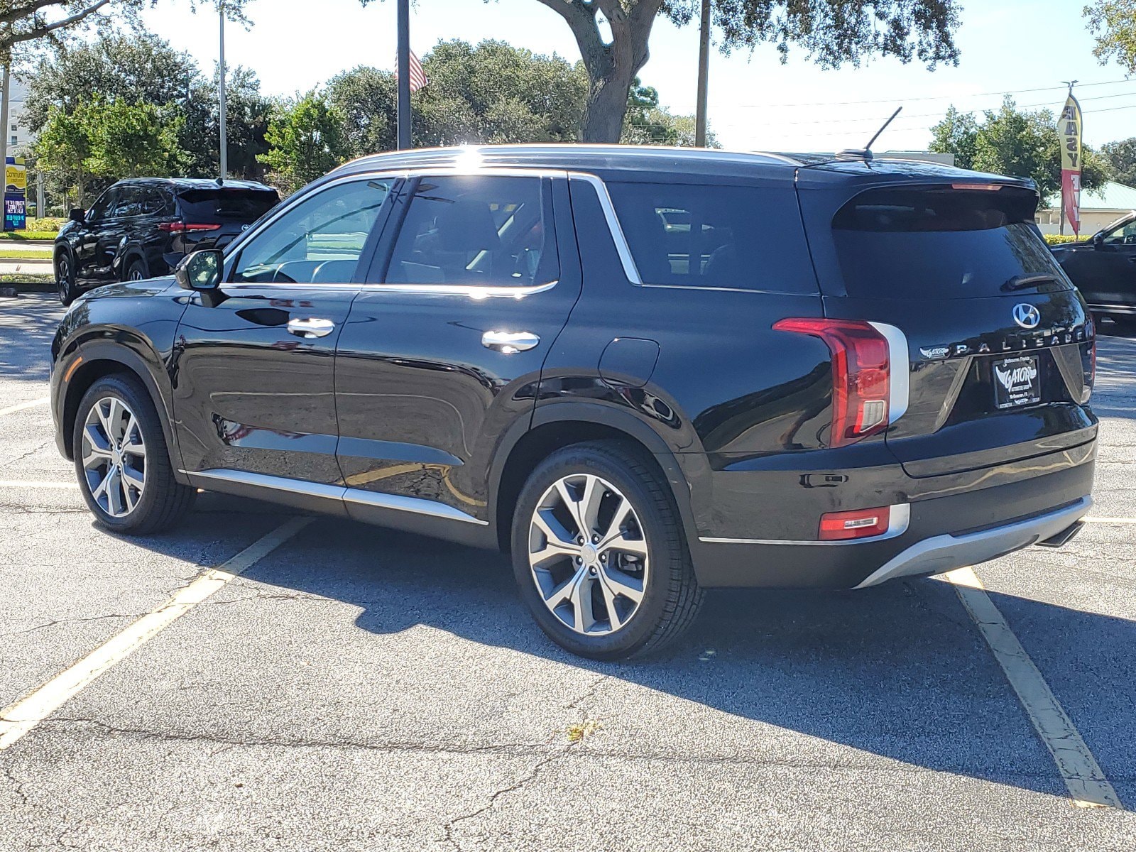 Used 2021 Hyundai Palisade SEL with VIN KM8R3DHE5MU248373 for sale in Melbourne, FL