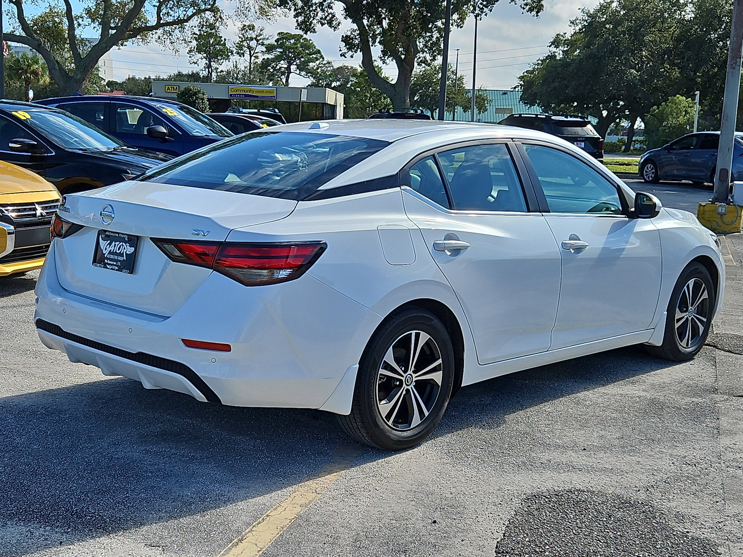 2023 Nissan Sentra SV photo 4