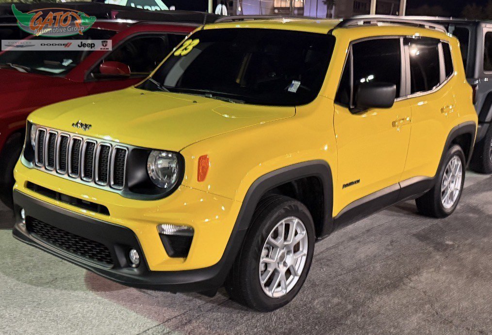 2023 Jeep Renegade Latitude's photo