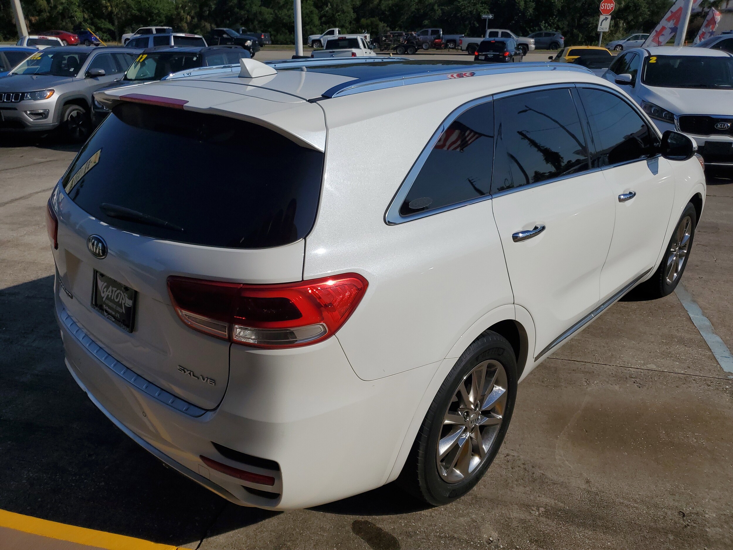 2016 Kia Sorento SX Limited photo 3
