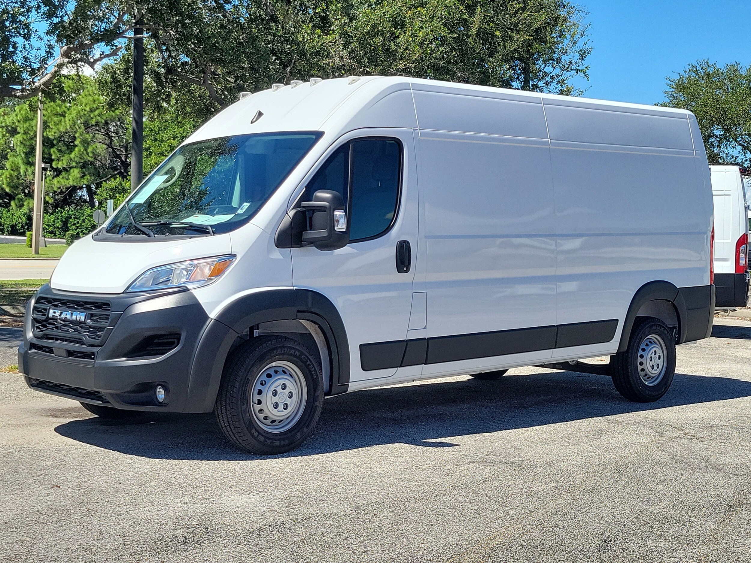 2025 Ram ProMaster 2500 photo 2