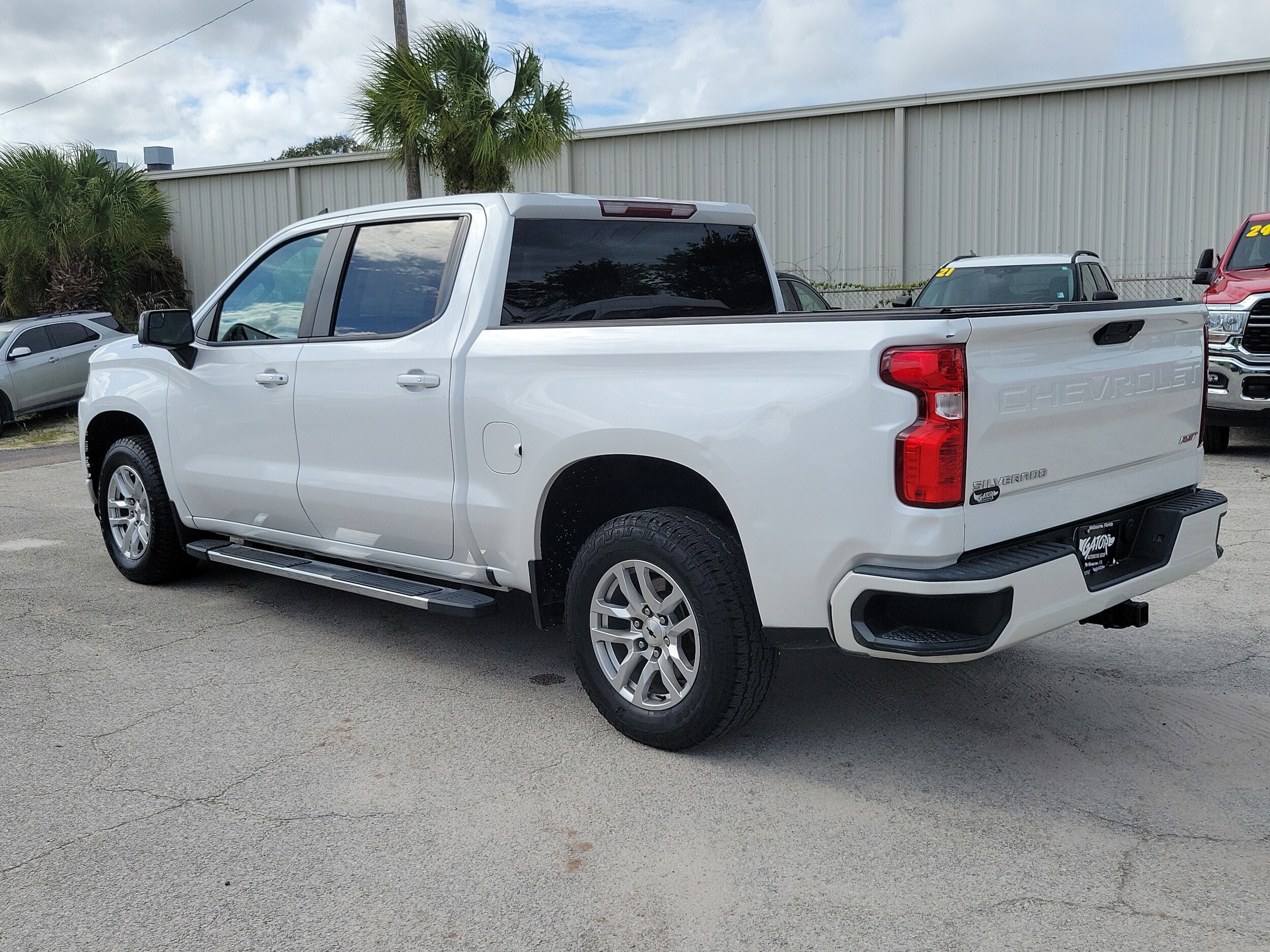 2019 Chevrolet Silverado 1500 RST photo 3