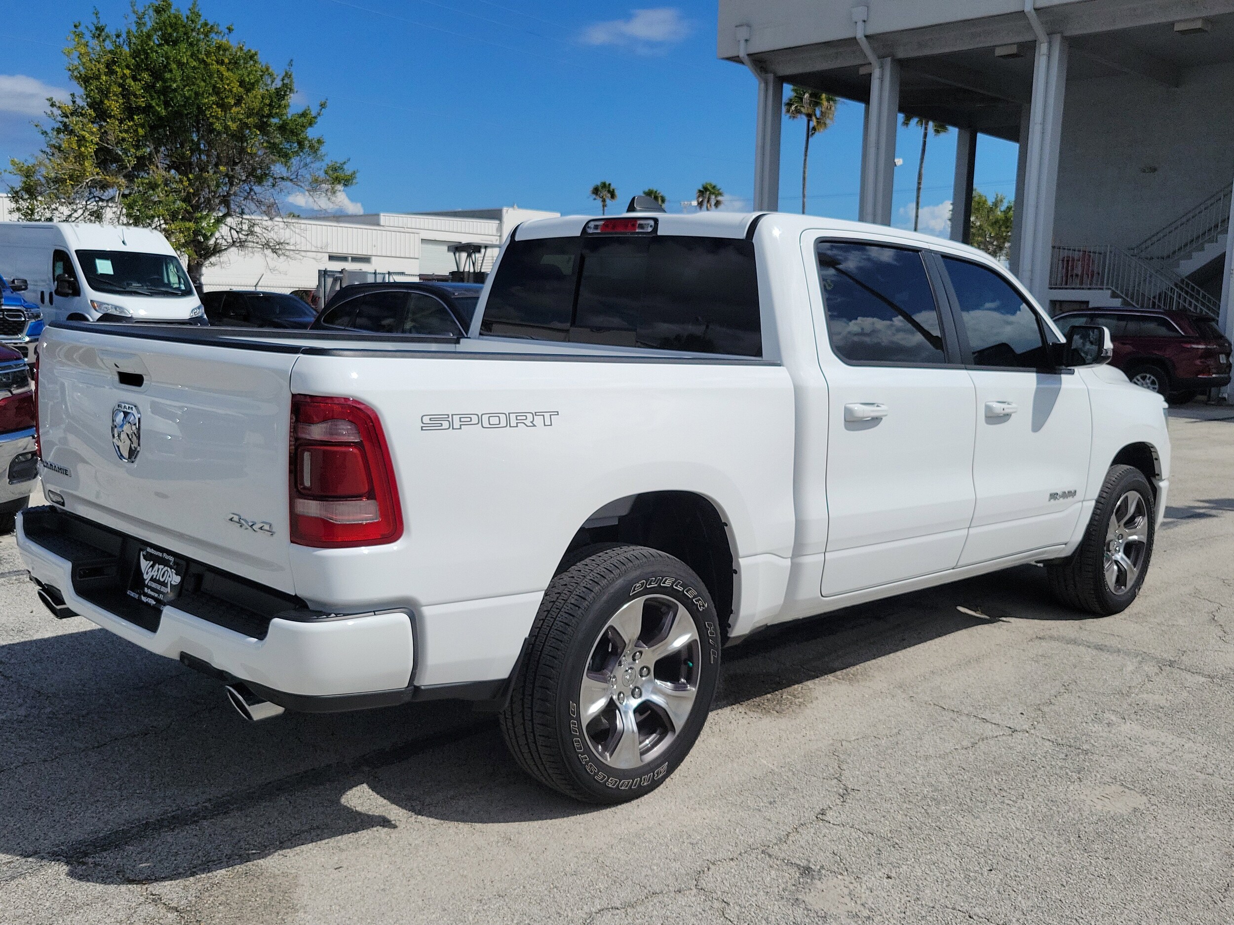 2023 Ram 1500 Laramie photo 4