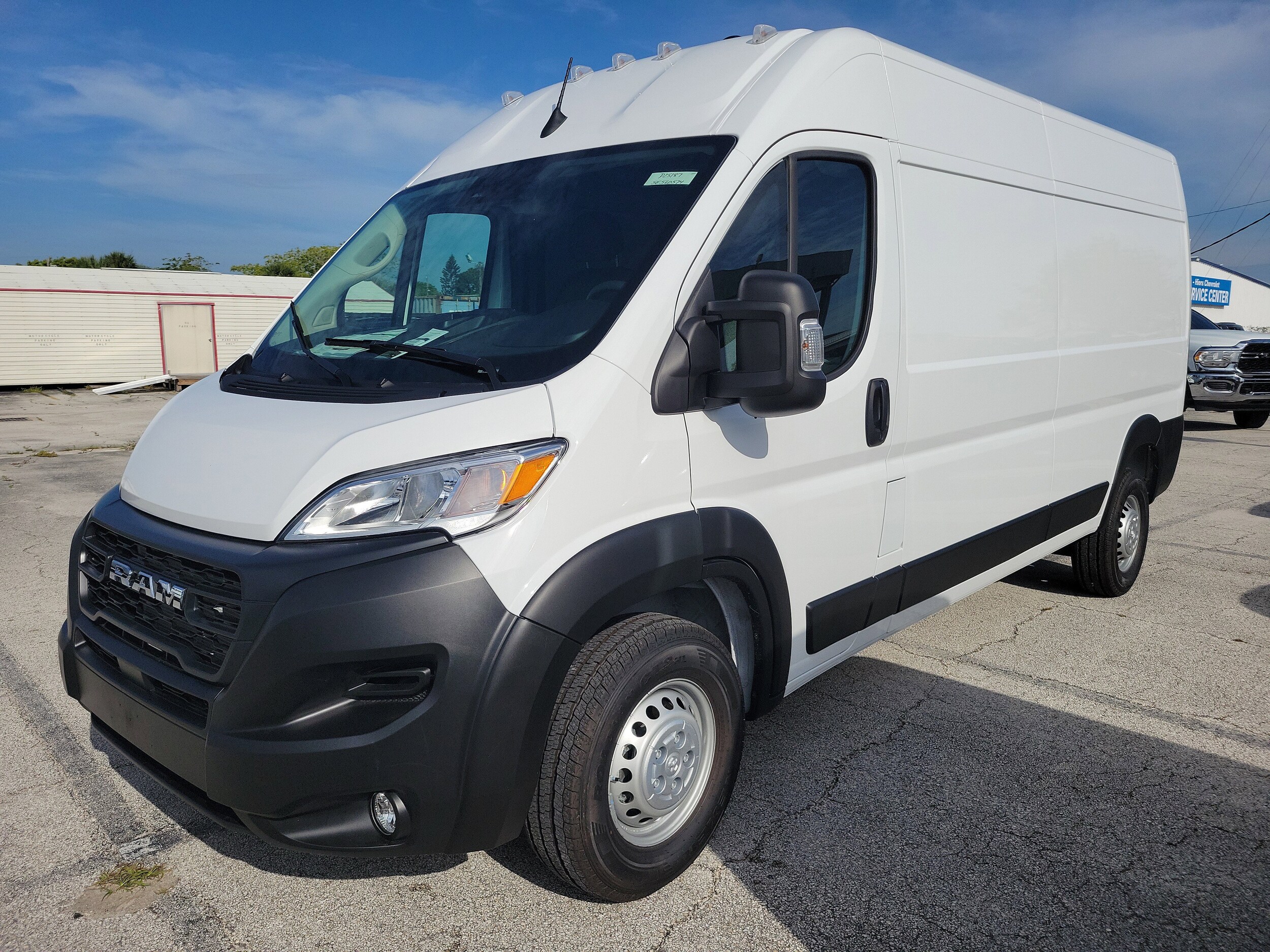 2025 Ram ProMaster 2500 photo 2