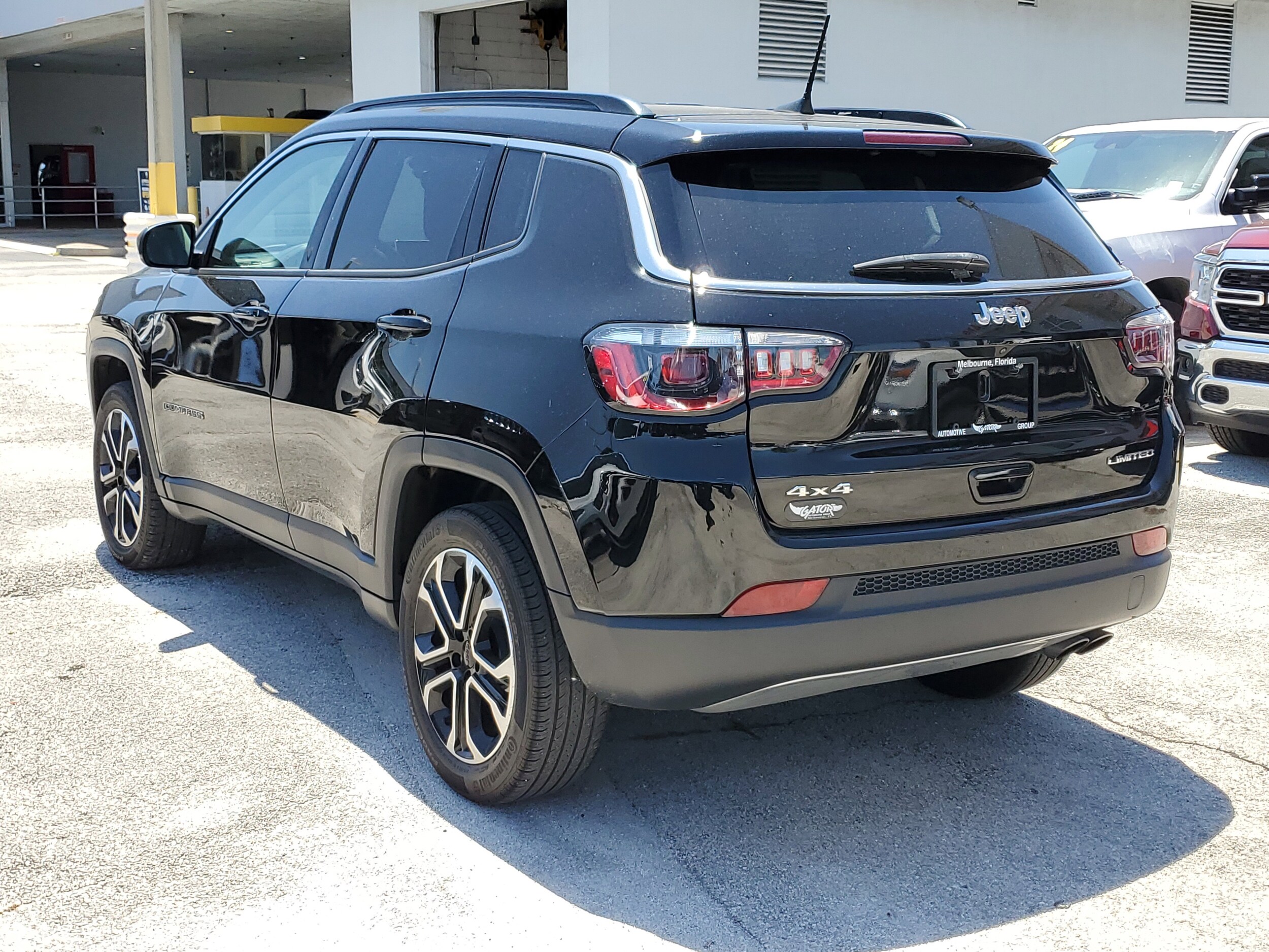 2022 Jeep Compass Limited photo 4