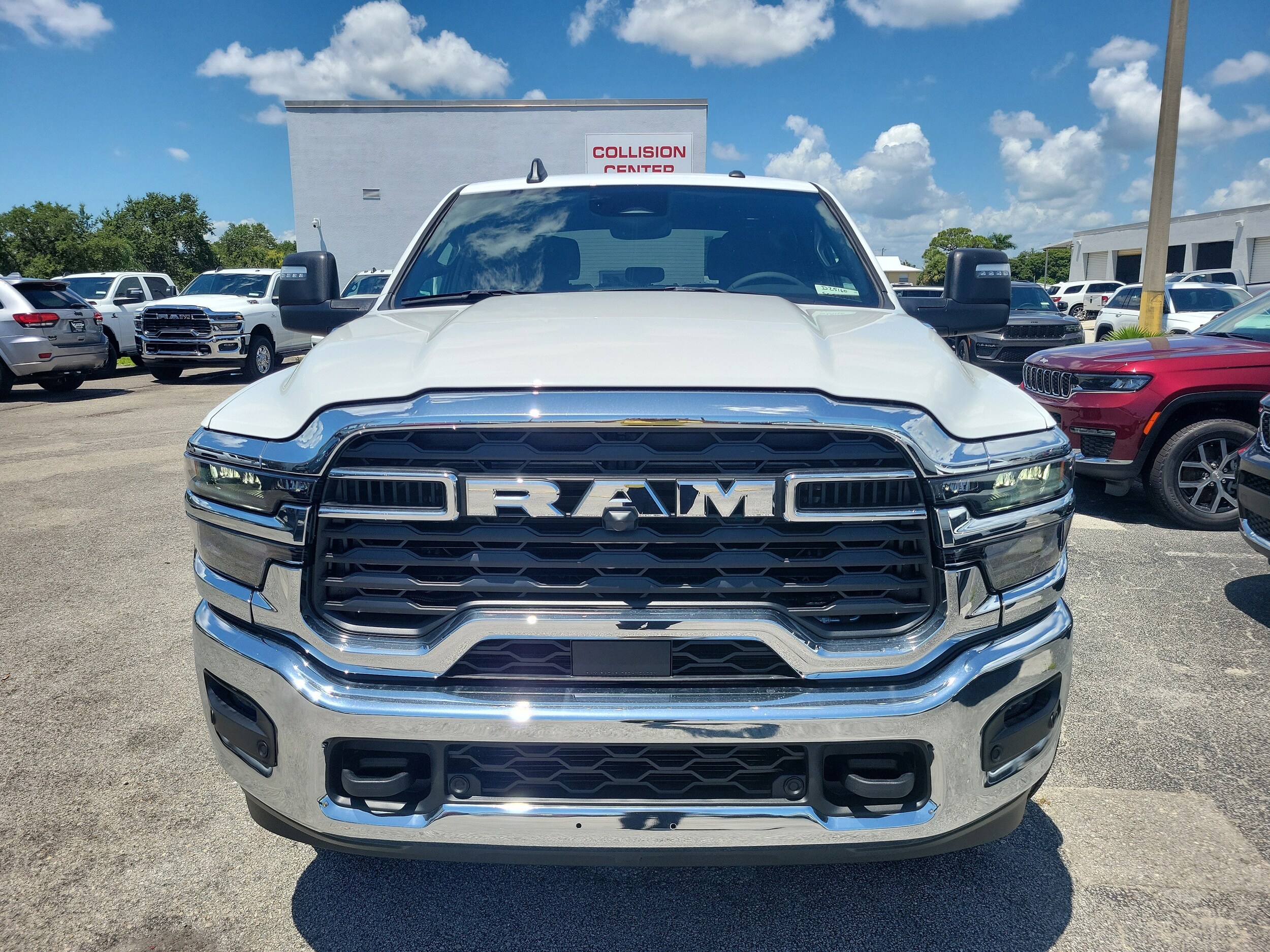 2025 Ram 2500 Big Horn photo 2