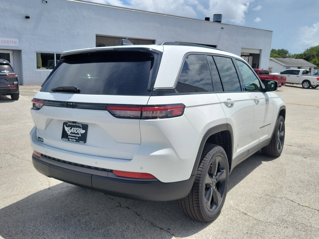 New 2026 Jeep Grand Cherokee LIMITED 4X2 Sport Utility